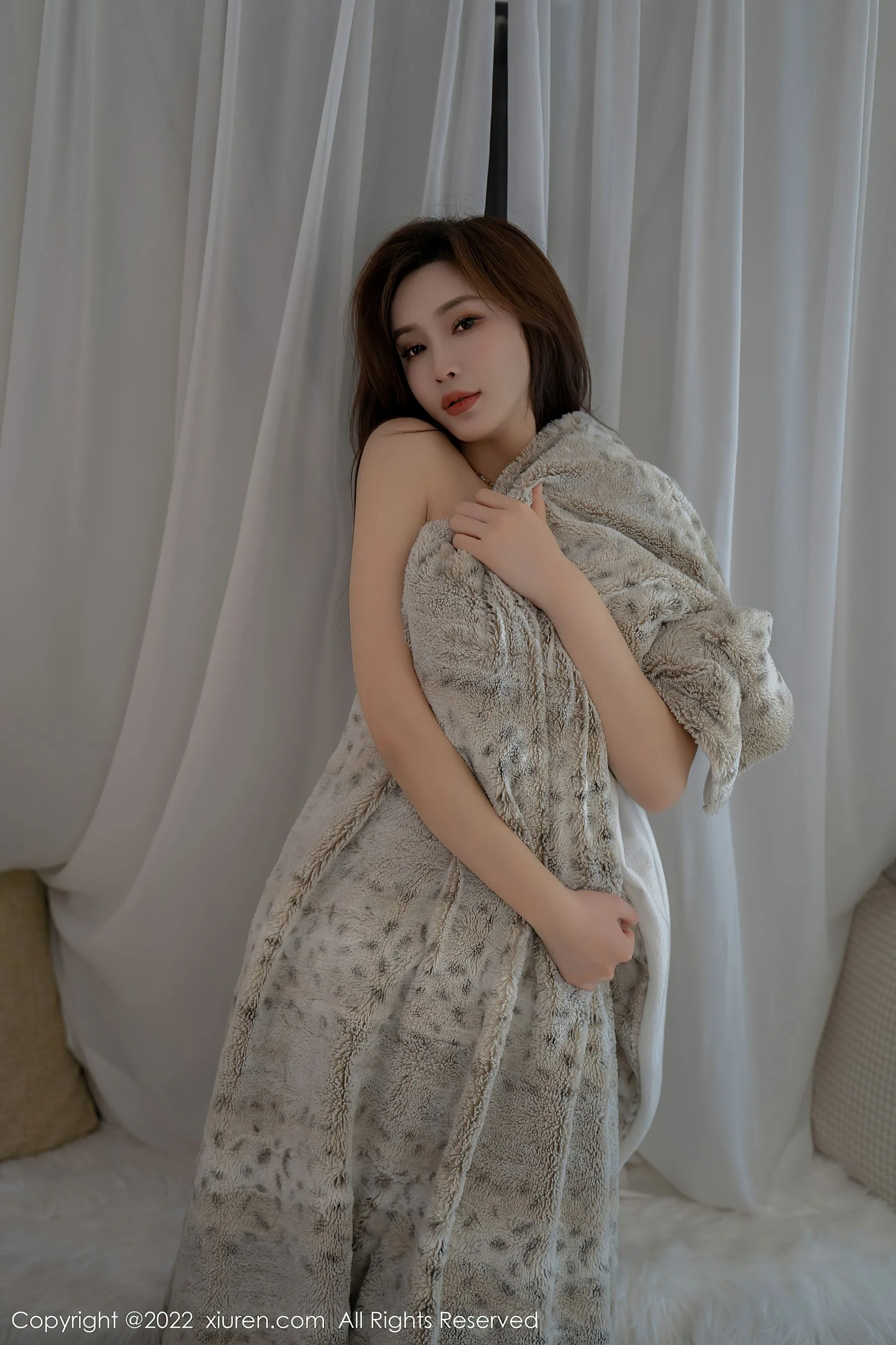  秀人网 No.5787 奶瓶土肥圆矮挫丑黑穷 丰腴美臀第6张