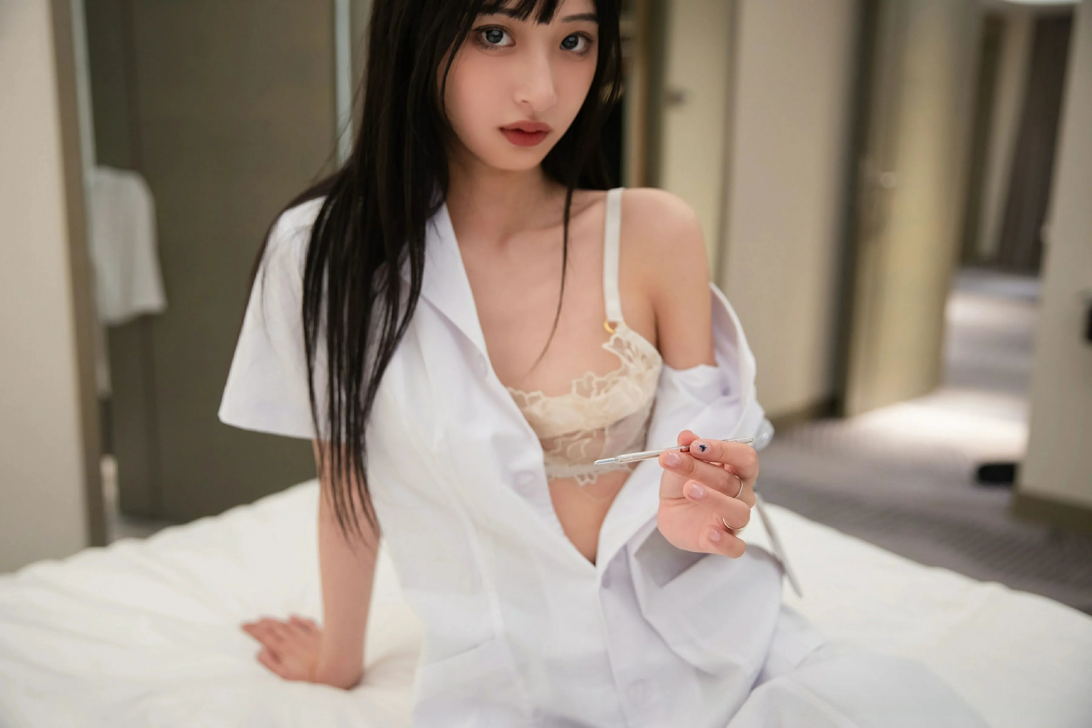 [XIUREN秀人网] 2025.06.06 No.10373 茂木希子第1张