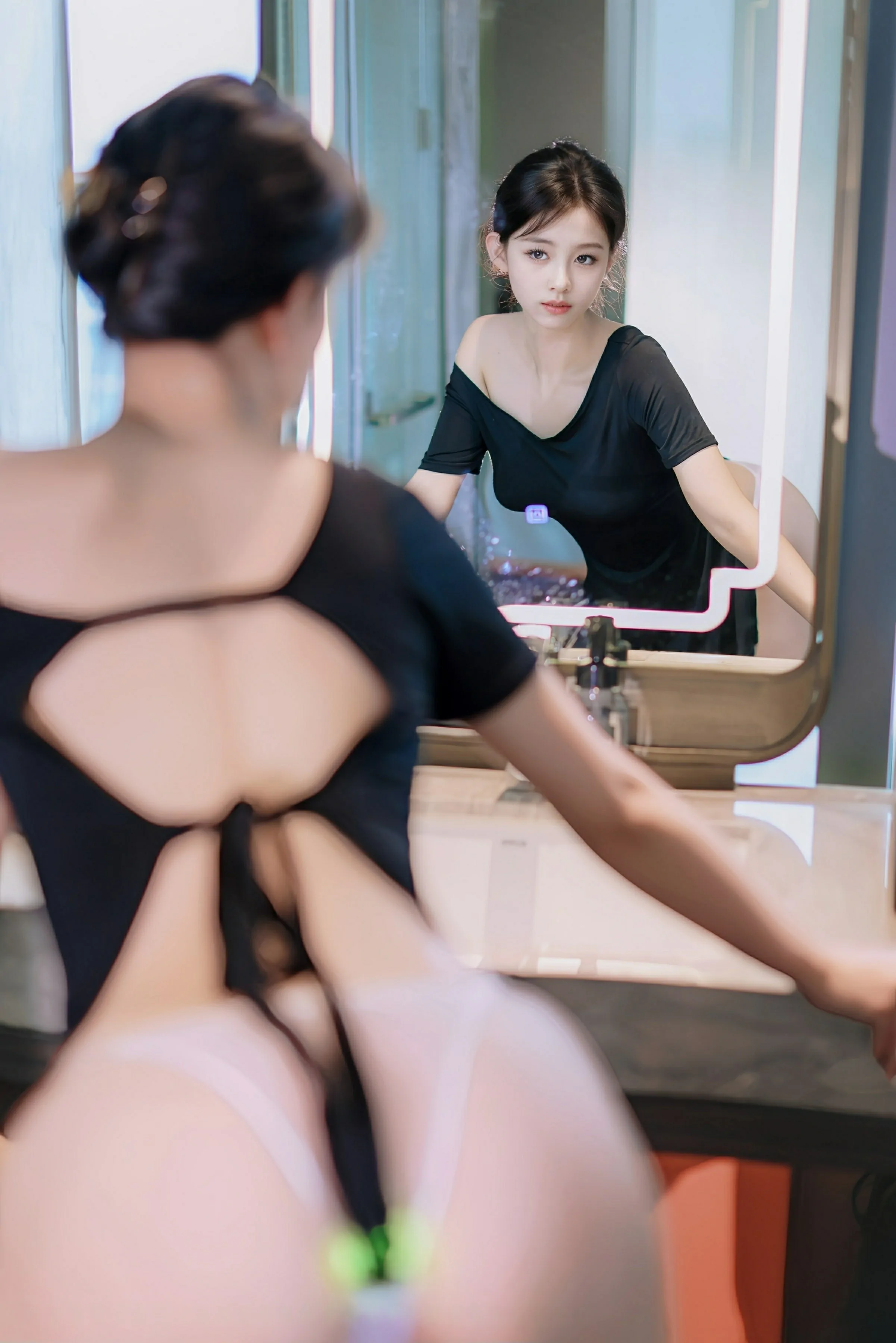 [XIUREN秀人网] 2025.06.18 No.10426 小橘子orange第1张