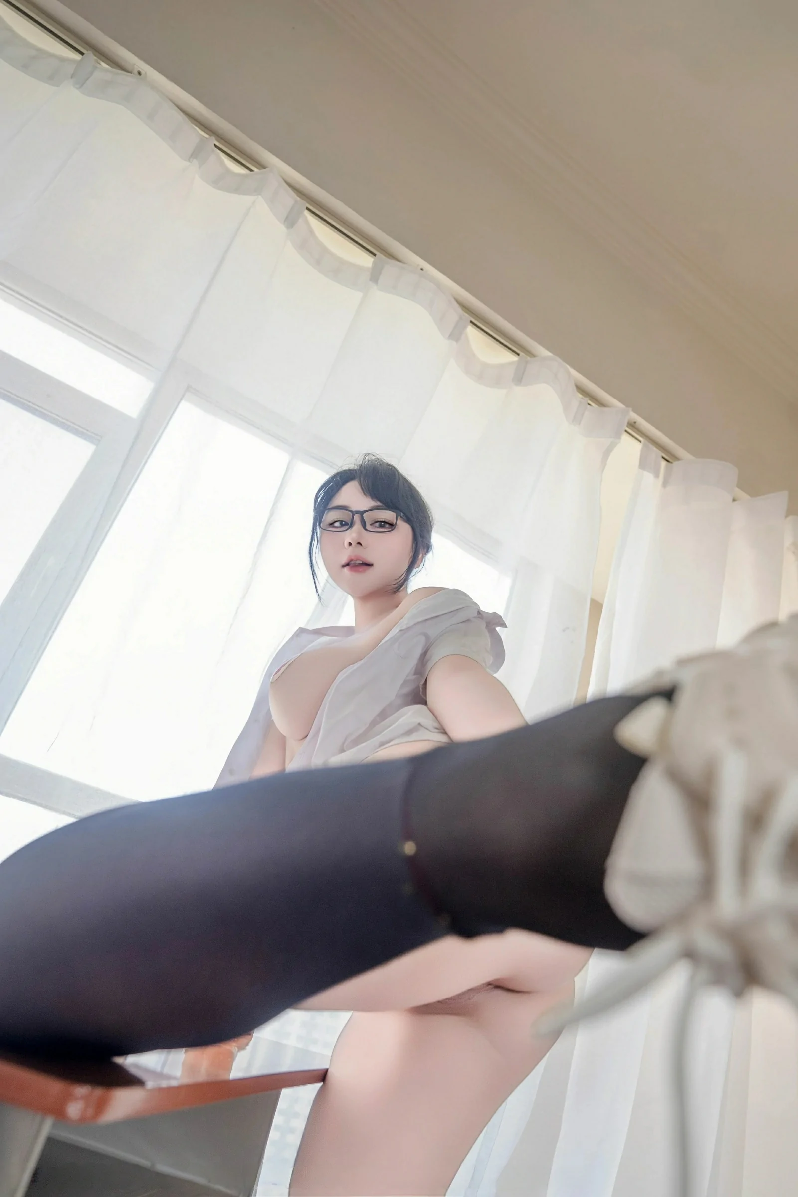 [XIUREN秀人网] 2025.07.10 No.10530 汐汐爱吃草莓第1张