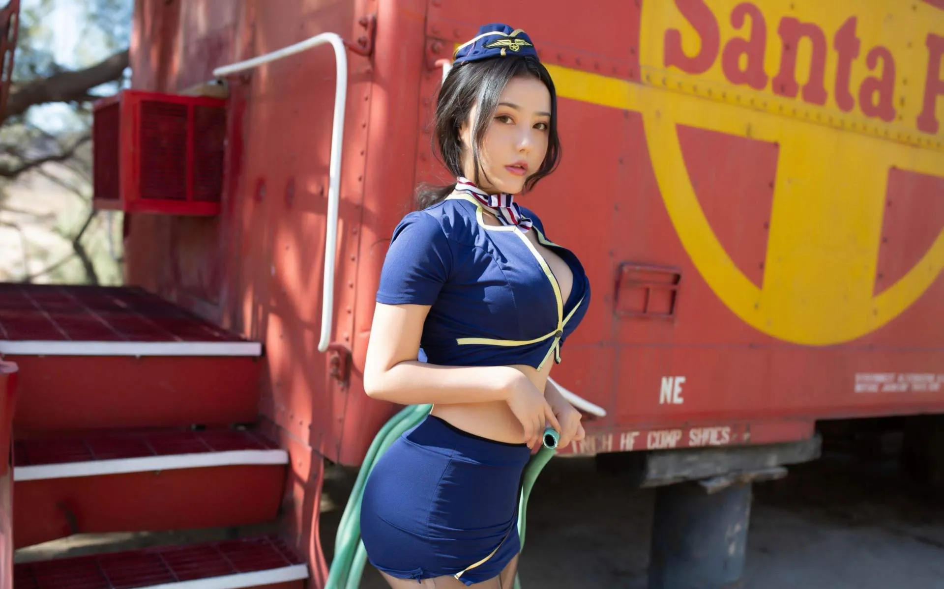 XIUREN秀人网 No.1755 Manuela玛鲁娜第3张