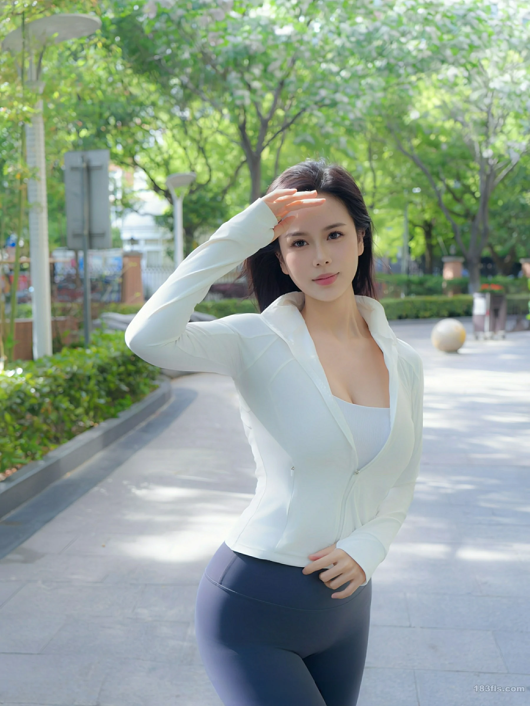 [XIUREN秀人网] 2025.07.29 No.10595 玫瑰我爱你第1张