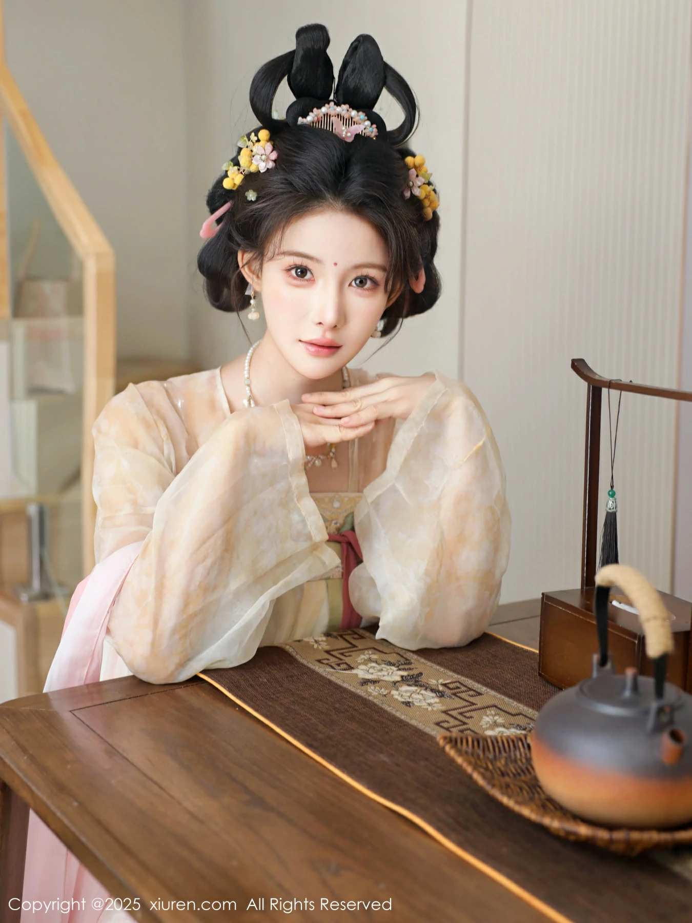 [XIUREN秀人网] 2025.08.13 No.10645 梨霜儿第1张