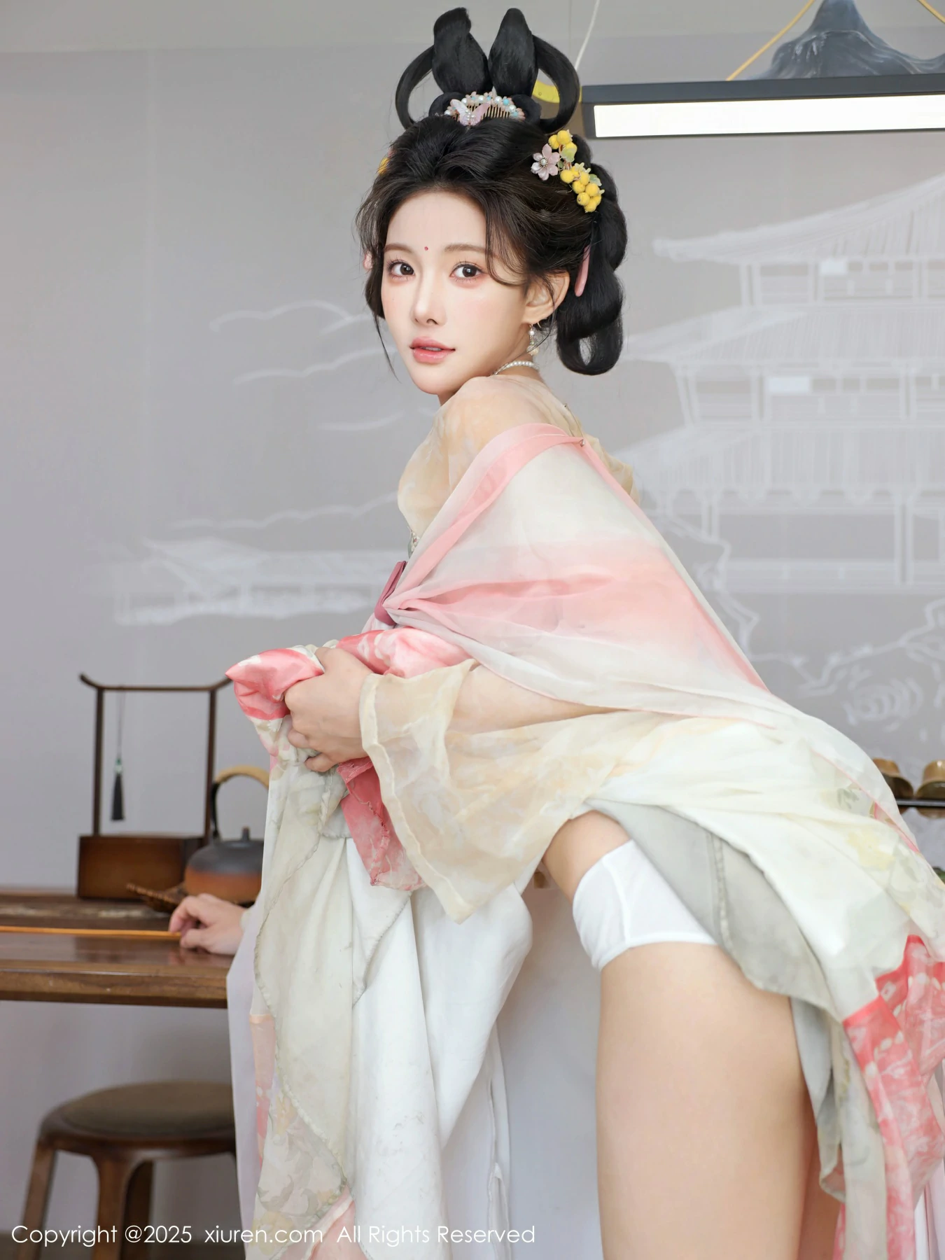 [XIUREN秀人网] 2025.08.13 No.10645 梨霜儿第1张