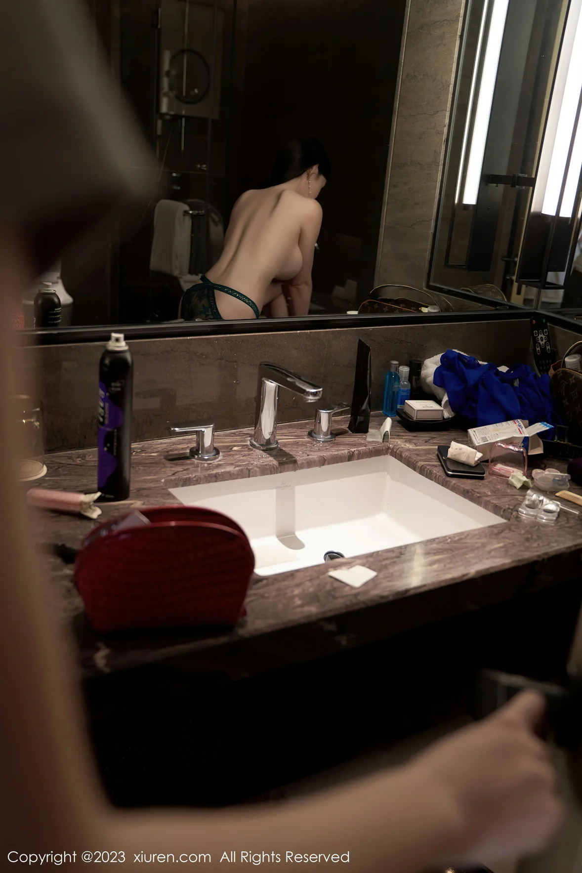  XiuRen 秀人 No.7009 周于希Sally 主题《和你的视频夜》心愿旅拍 [103P]第26张