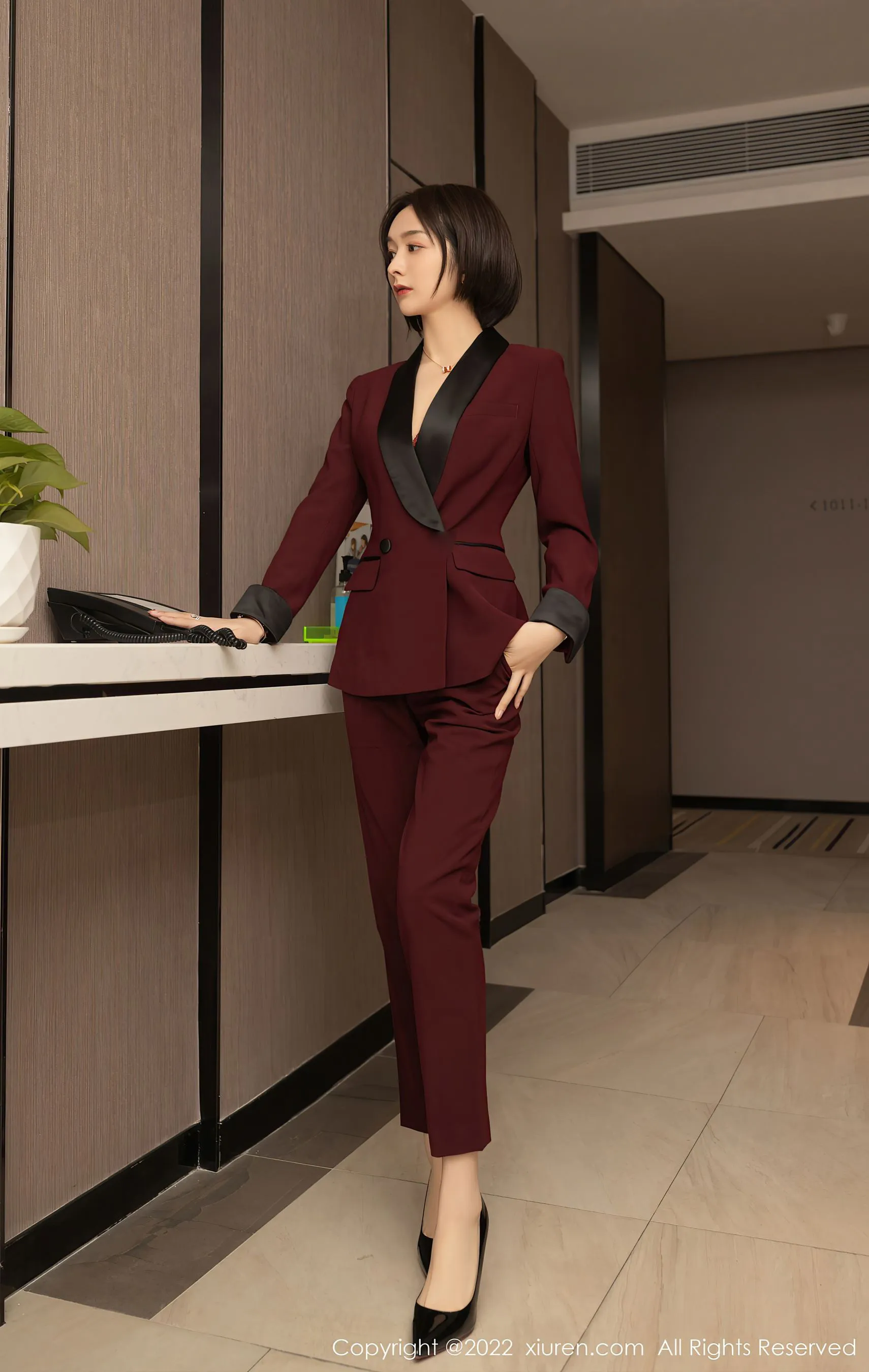 秀人网 No.5111 Angela00 OL美腿第15张