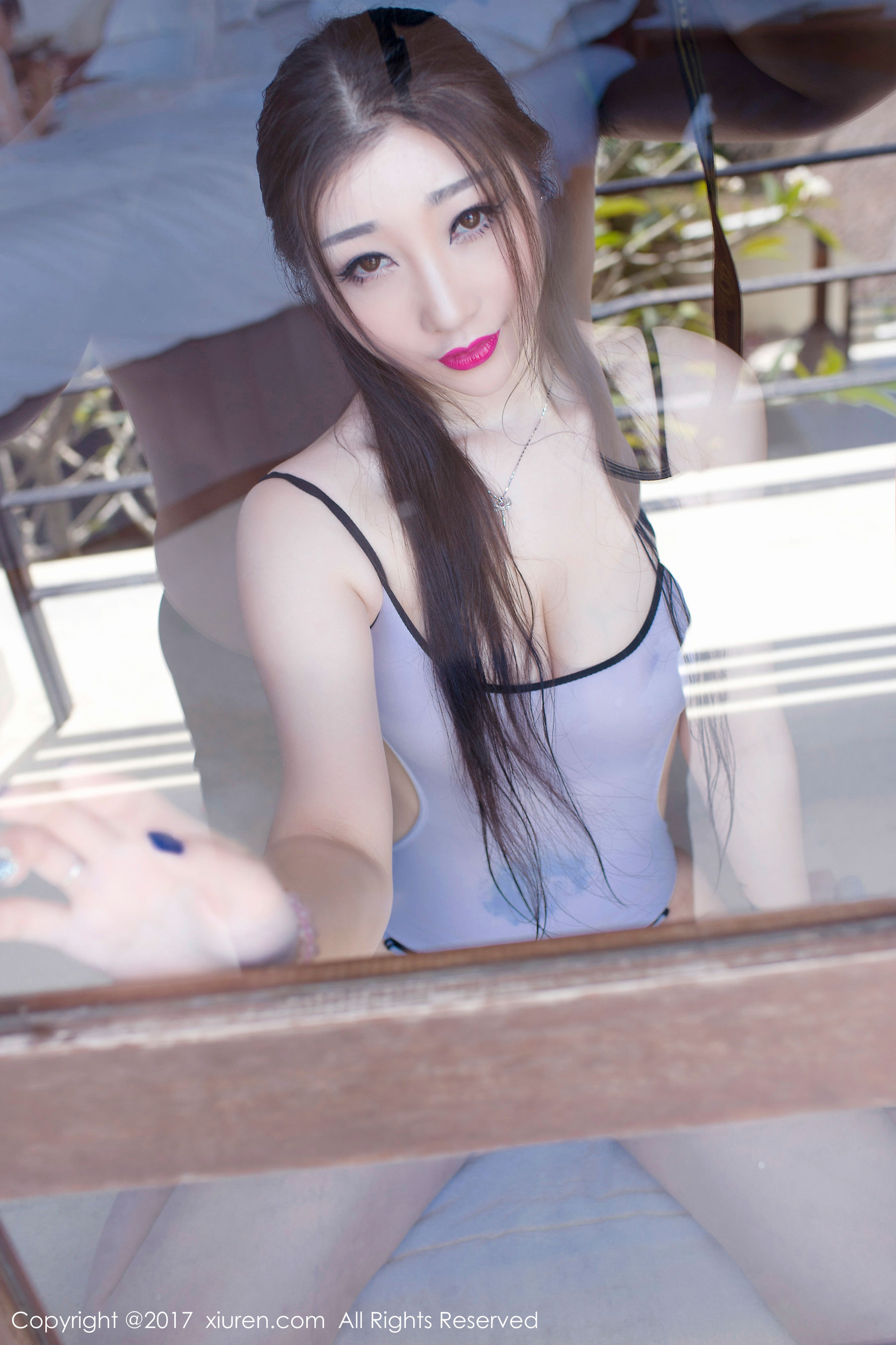 妲己_Toxic《镂空比基尼+连体泳衣》 秀人网XIUREN No.771第12张