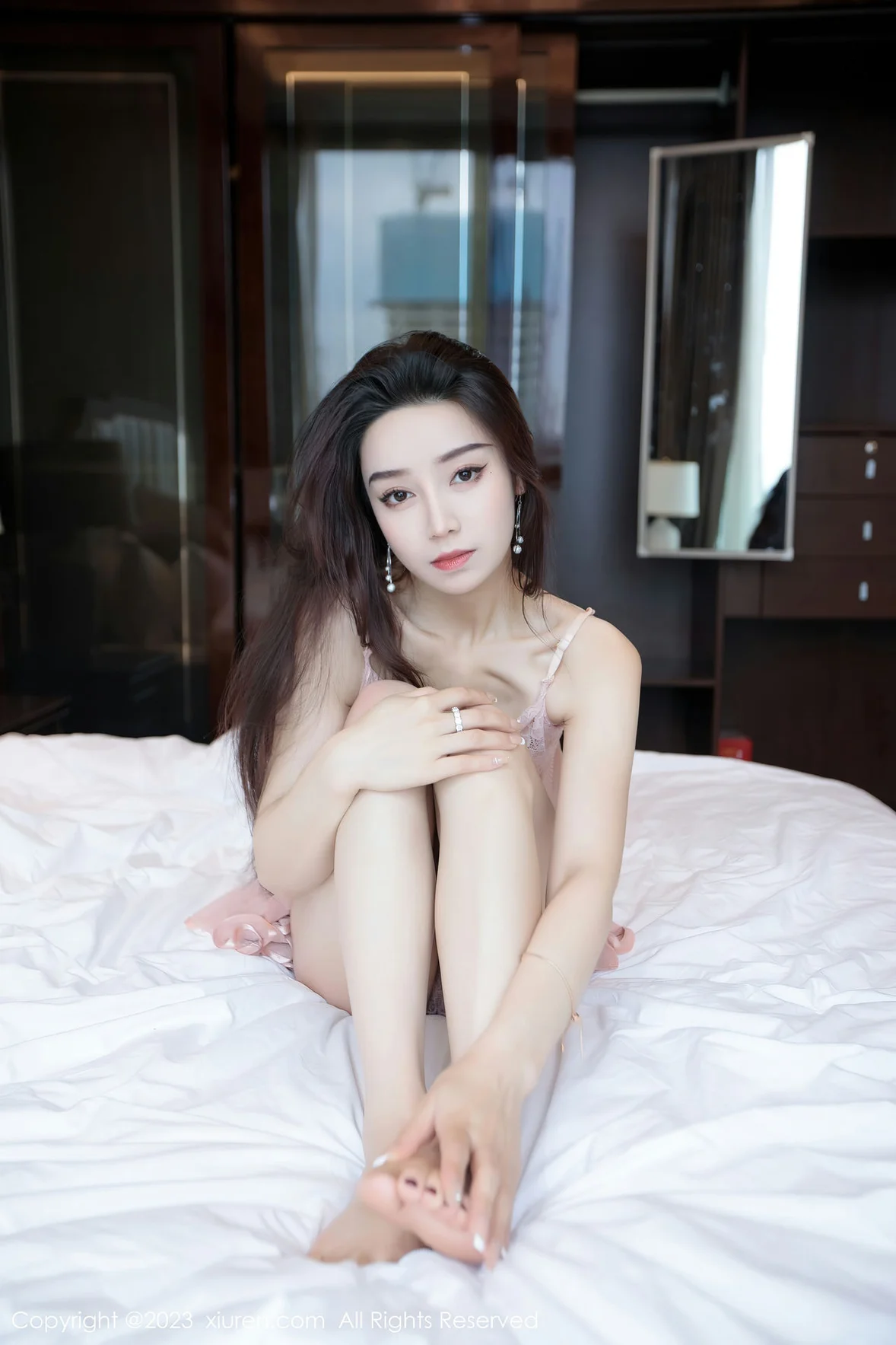  XiuRen 秀人 No.7011 苏曼兮 丰腴美臀性感写真 [73P]第18张