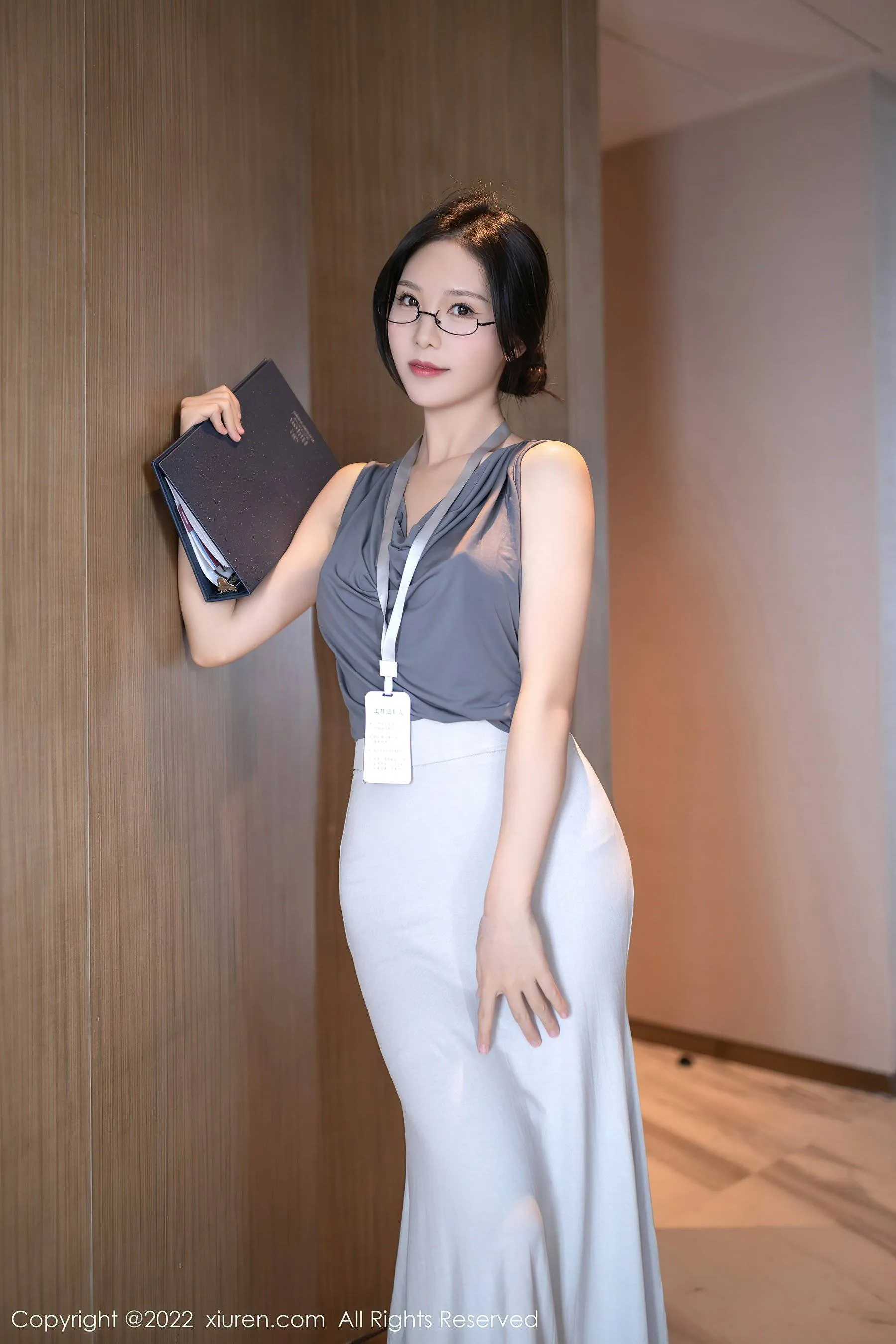  秀人网 No.5900 利世 丝袜长裙第19张