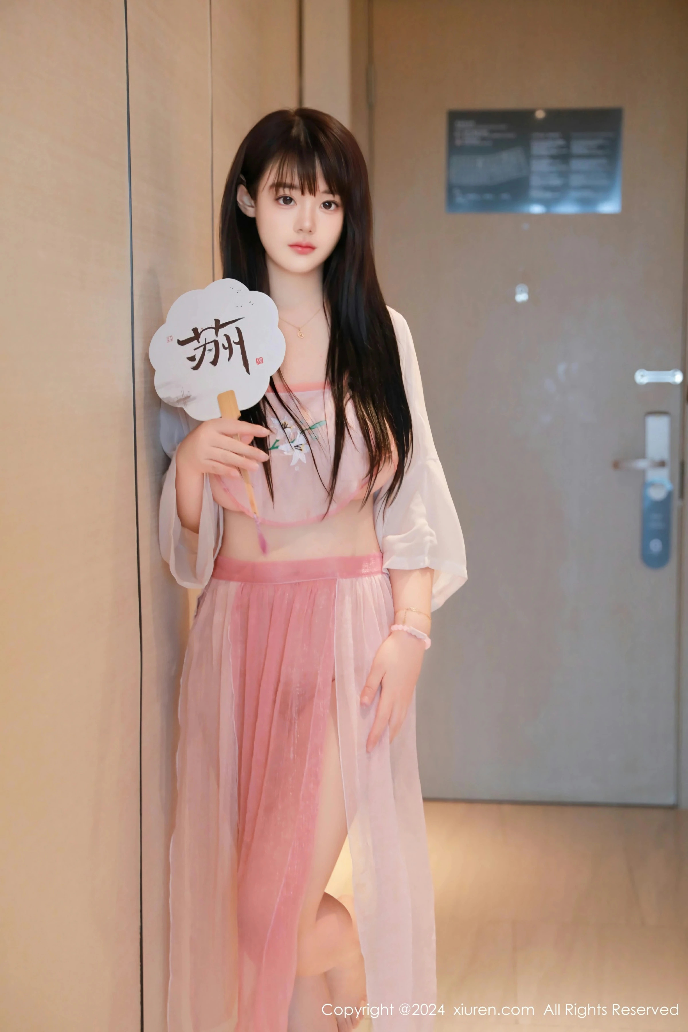  XiuRen 秀人 No.8724 陈柒柒 [86P]第1张