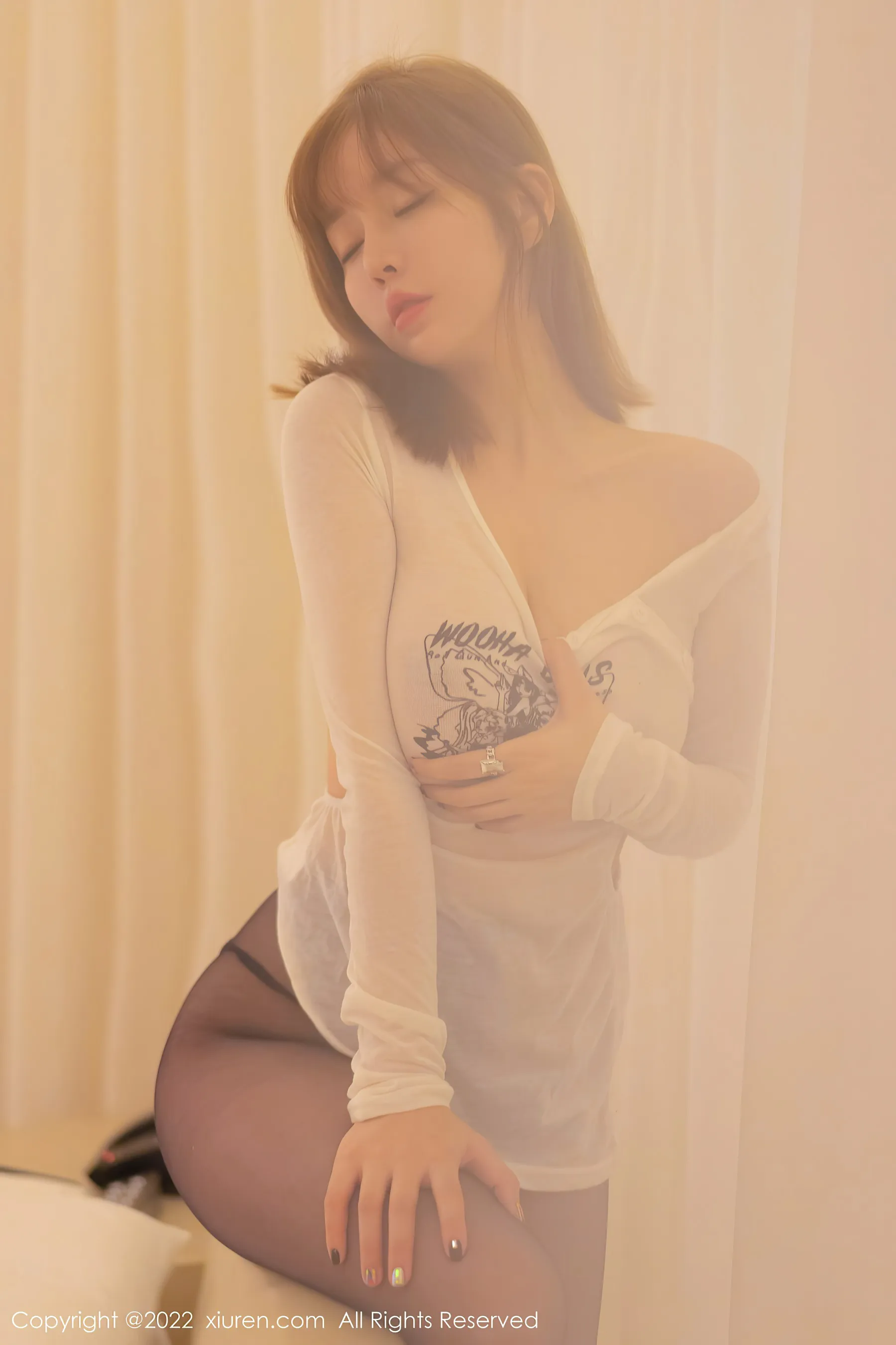  秀人网 No.4742 王雨纯 大胸美女三亚旅拍第15张