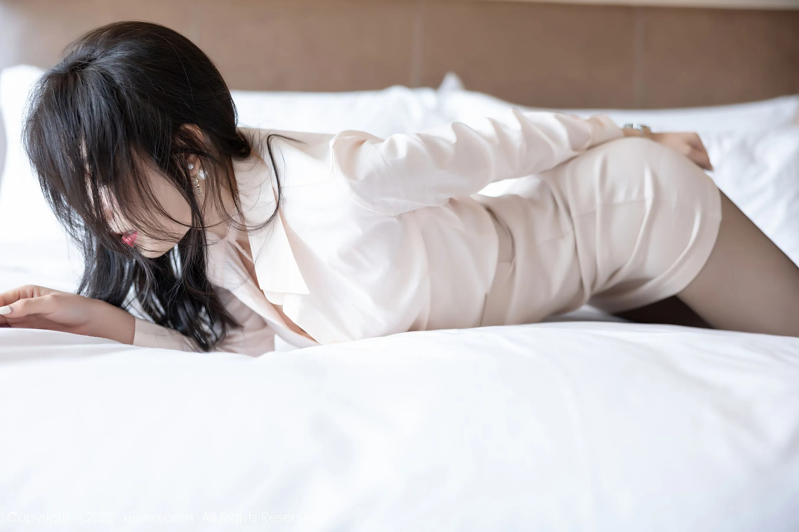  秀人网 No.5737 徐莉芝Booty 黑丝美腿第30张