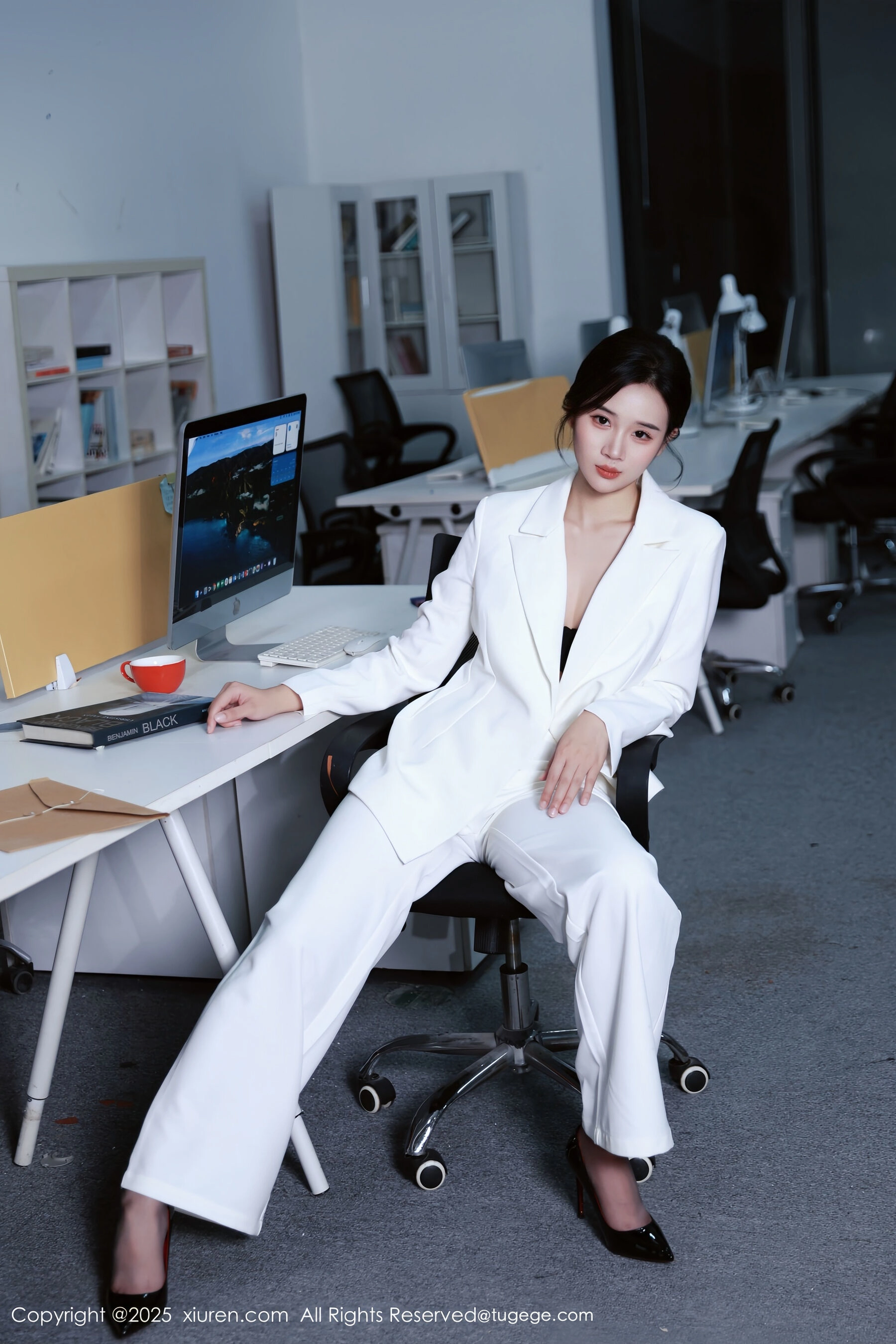  秀人网 南乔 Vol.10908 [72P]第4张