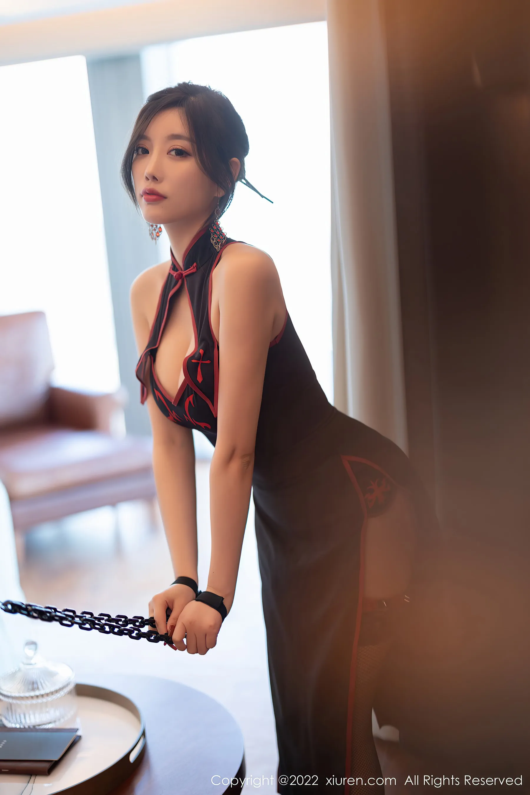  秀人网 No.4587 杨晨晨Yome 旗袍美腿私房写真第1张