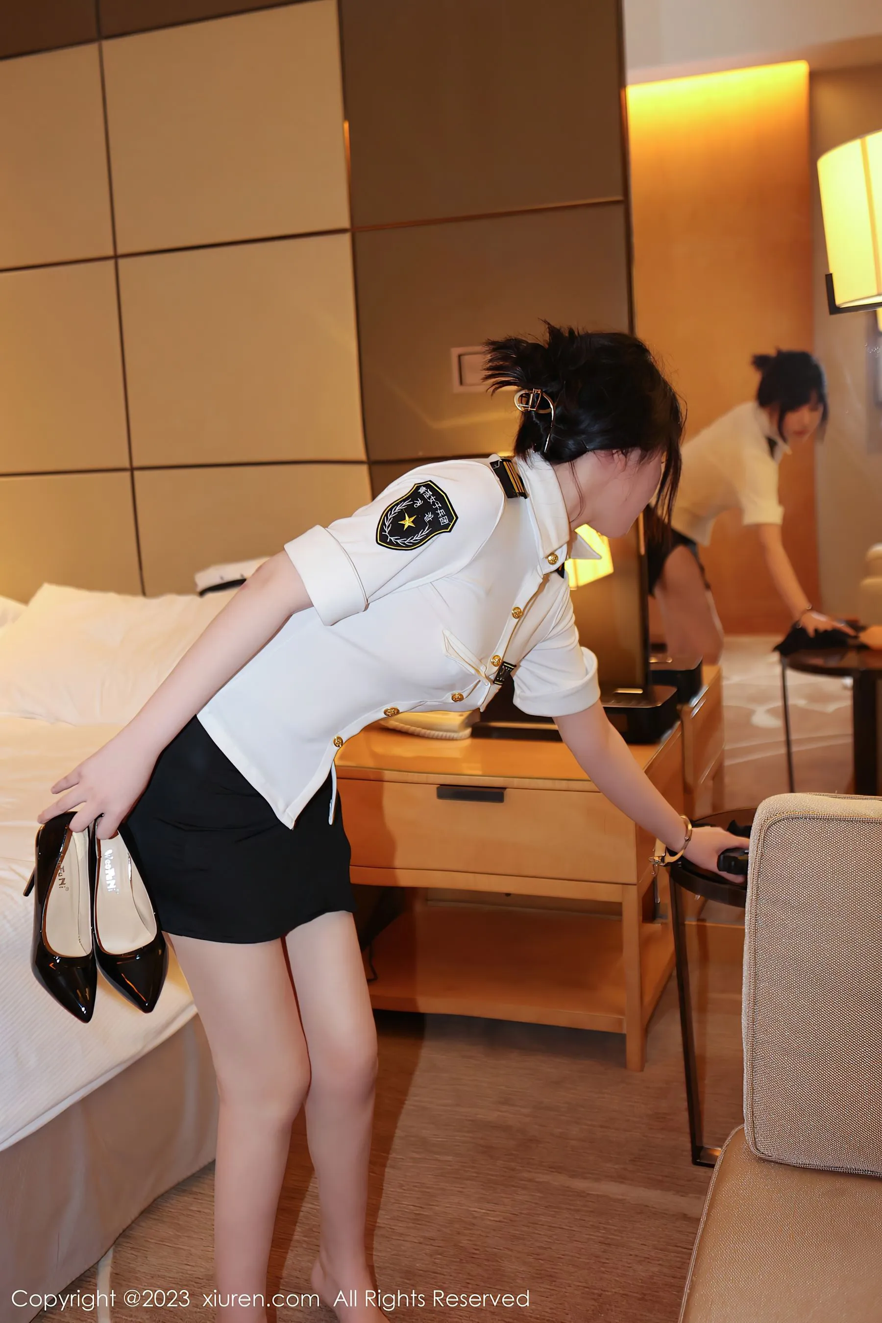  秀人网 No.6328 桃桃子_ 制服短裙第21张