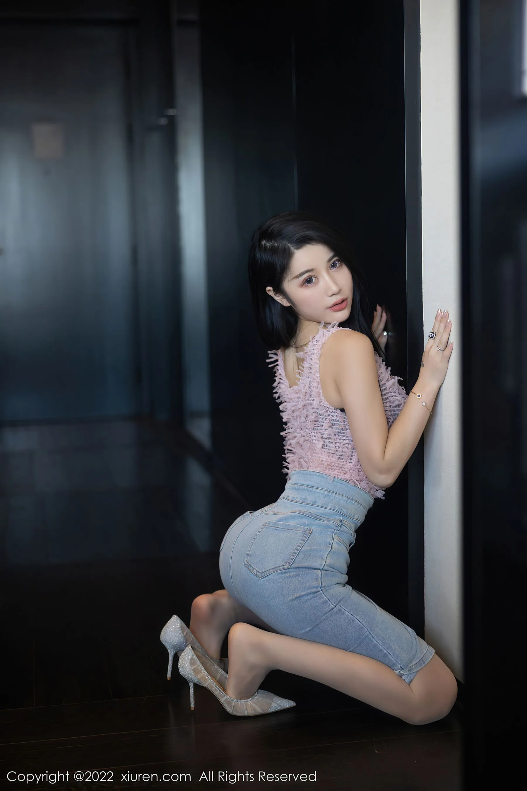  秀人网 No.5489 美七Mia 西双版纳旅拍第32张