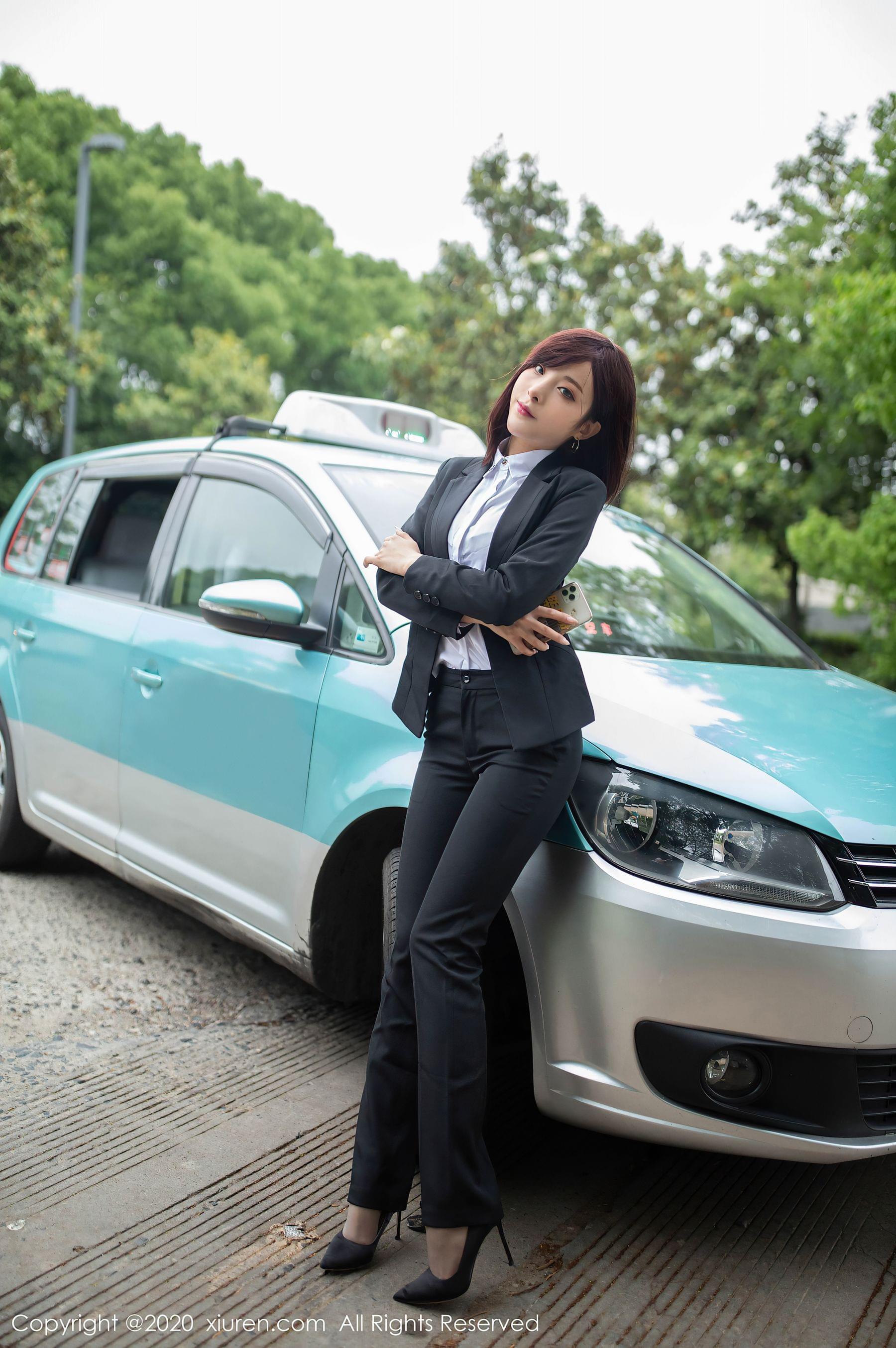  秀人XIUREN No.2322 陈小喵第8张