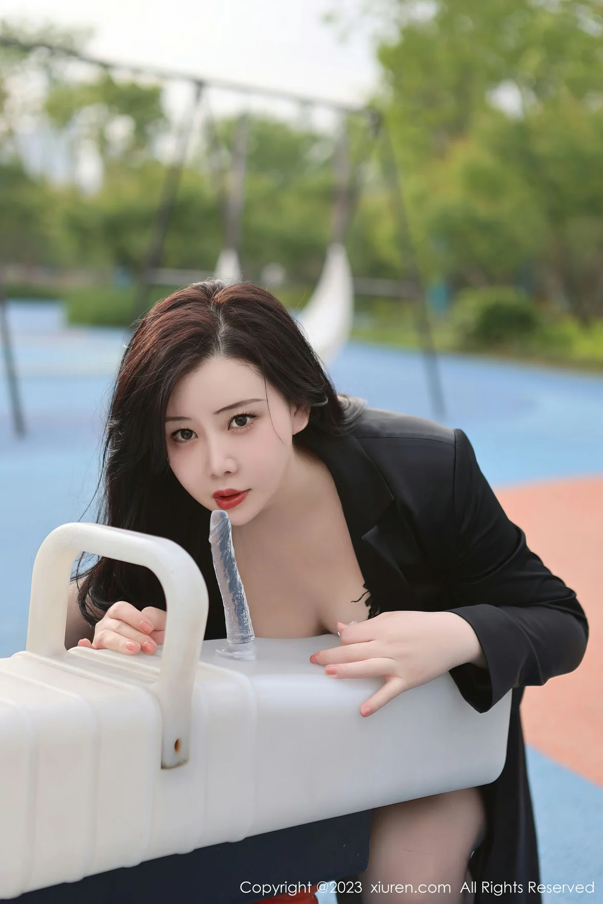  XiuRen 秀人 No.6805 王婉悠Queen 黑色风衣性感写真 [76P]第8张