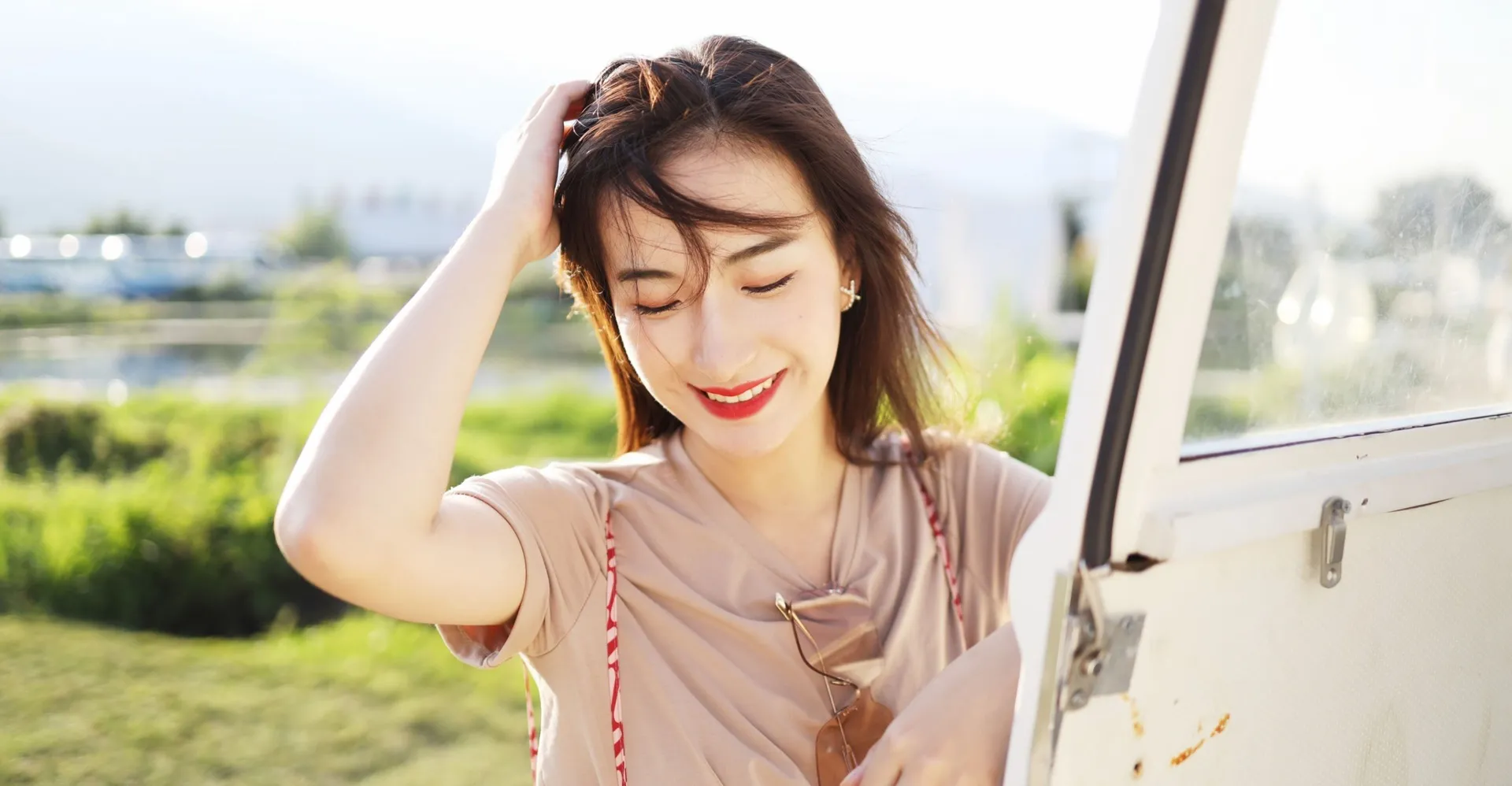 XIUREN秀人网 No.1718 艺儿拿铁第7张