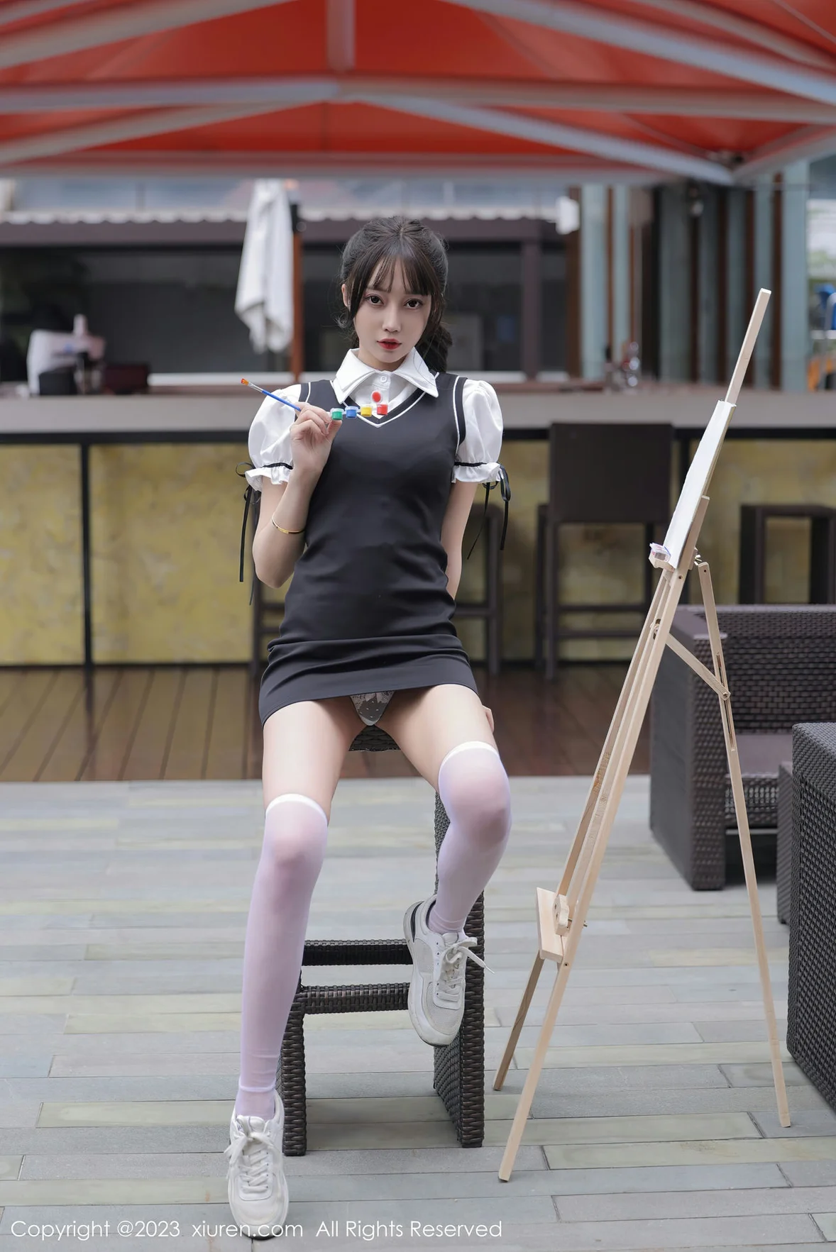  XiuRen 秀人 No.6889 玥儿玥er 黑色背带裙广州旅拍 [73P]第2张