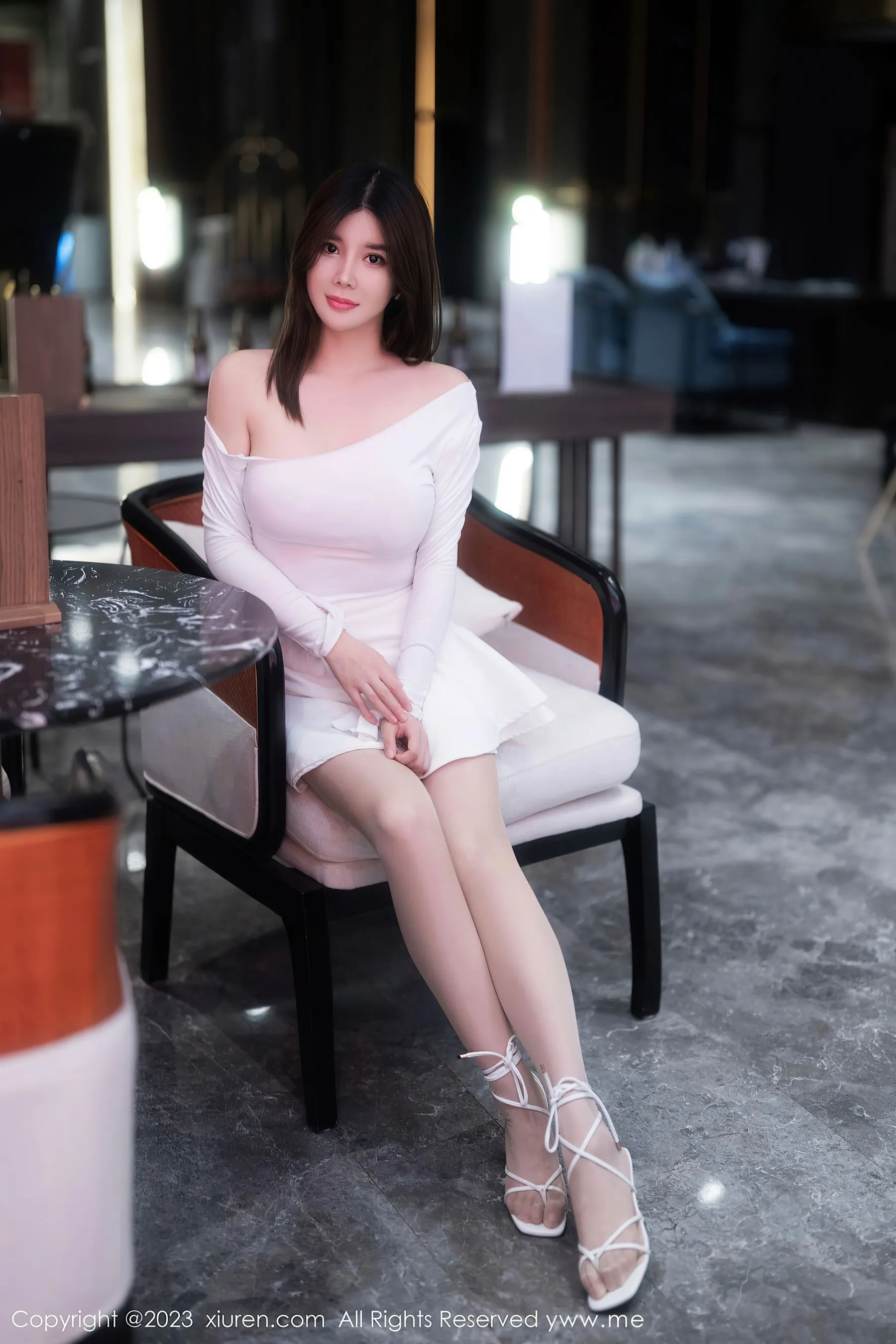  秀人网 No.6218 周jojobaby 丝袜美腿第18张