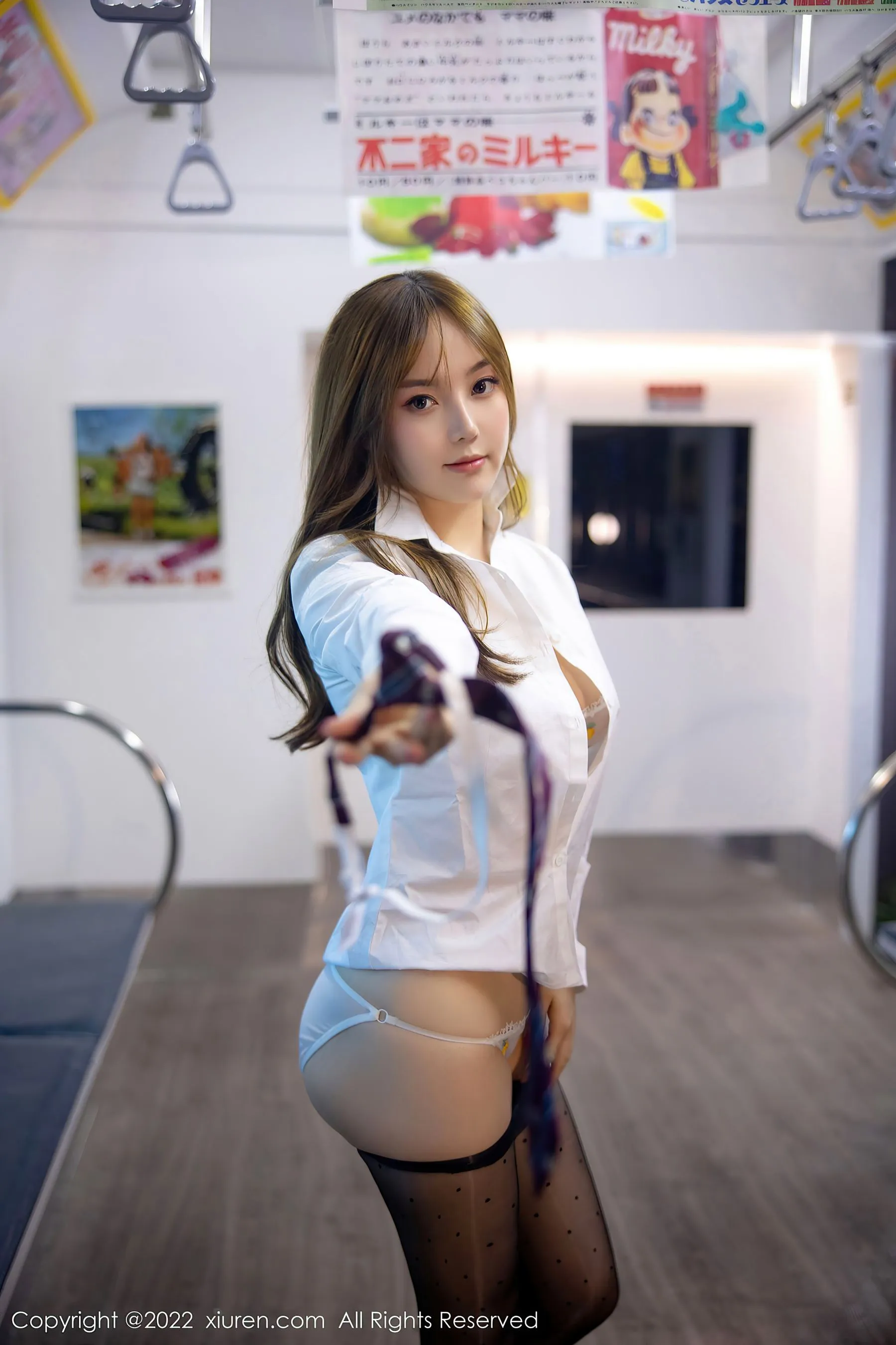  秀人网 No.5899 豆瓣酱 黑丝美臀第13张