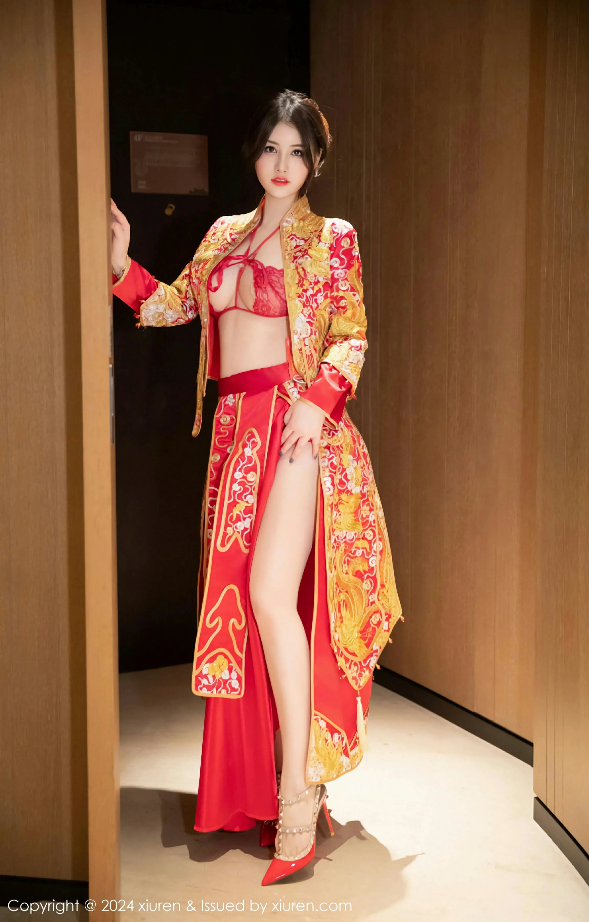  XiuRen 秀人 No.9494 诗诗kiki [83P]第5张