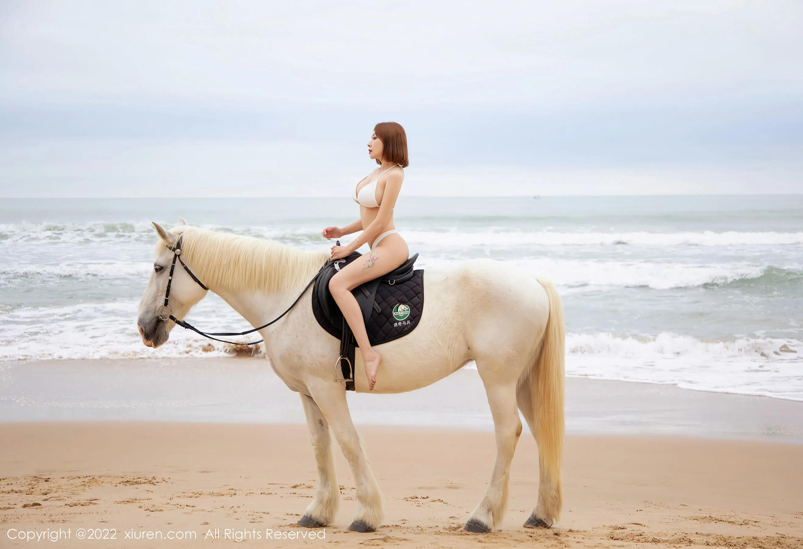 秀人网 No.4853 果儿Victoria 沙滩美臀第7张