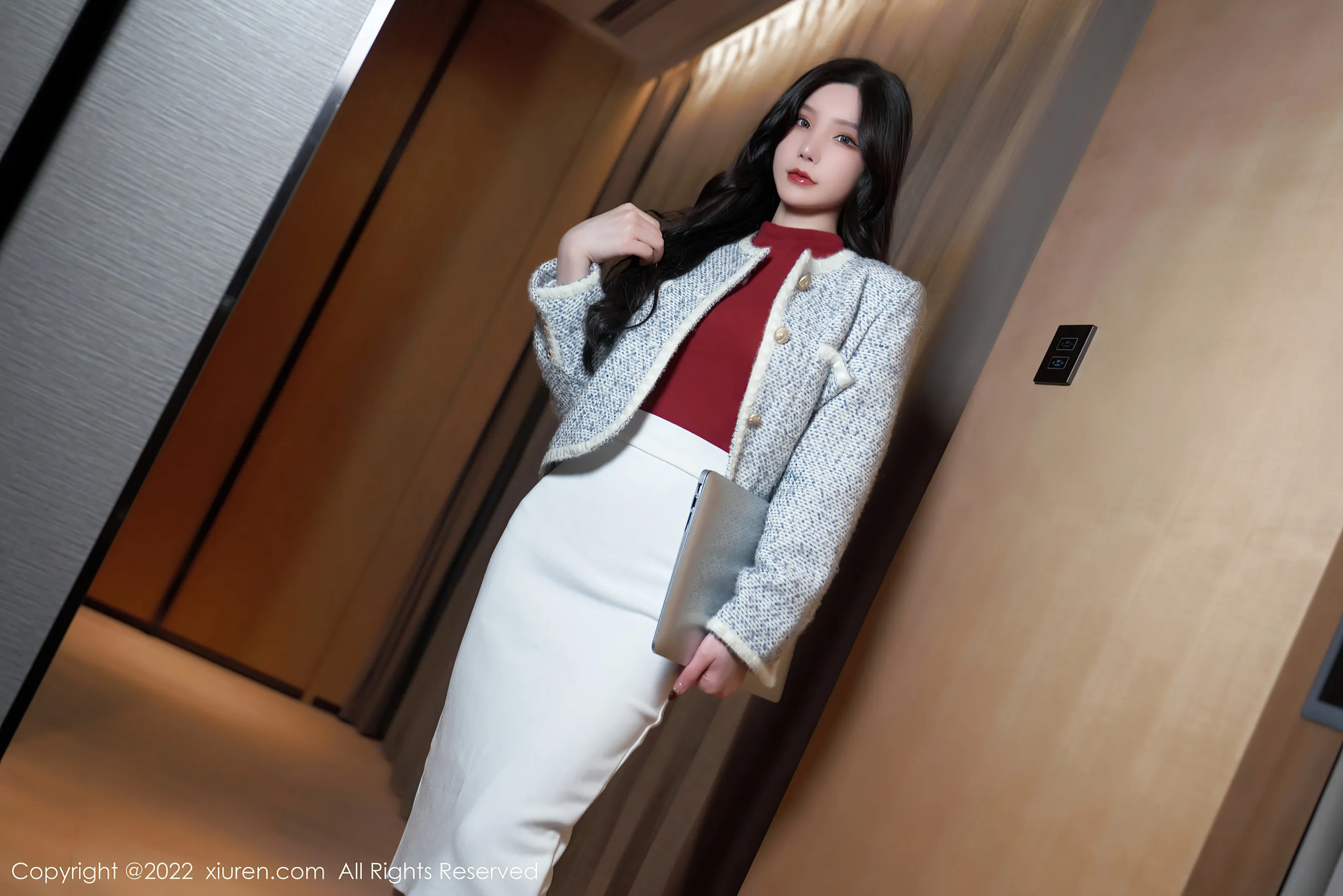  秀人网 No.4728 周于希Sally 丝袜美臀职场写真第3张