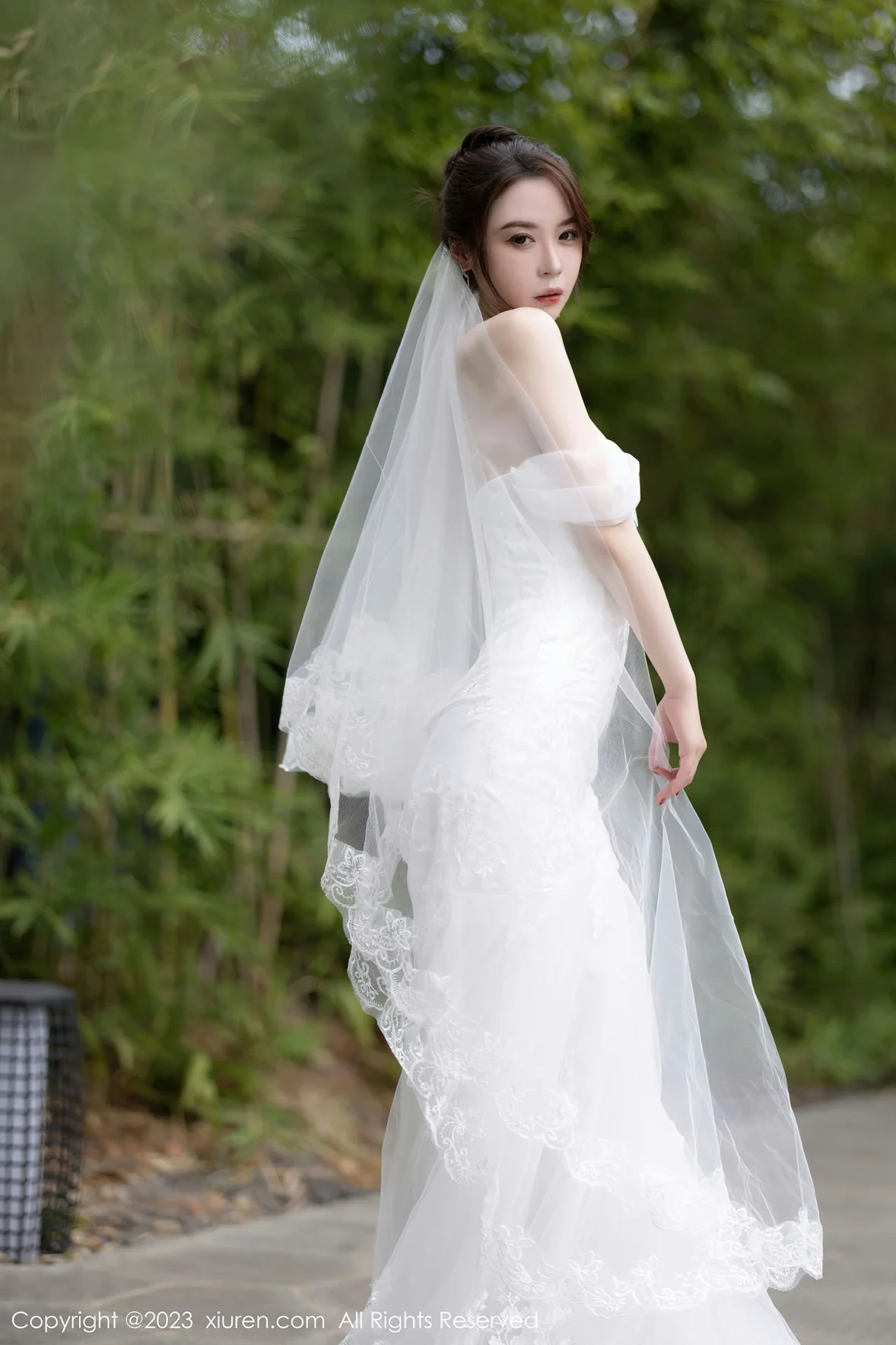  XiuRen 秀人 No.7310 梦心玥 白色婚纱服饰安吉旅拍 [84P]第3张