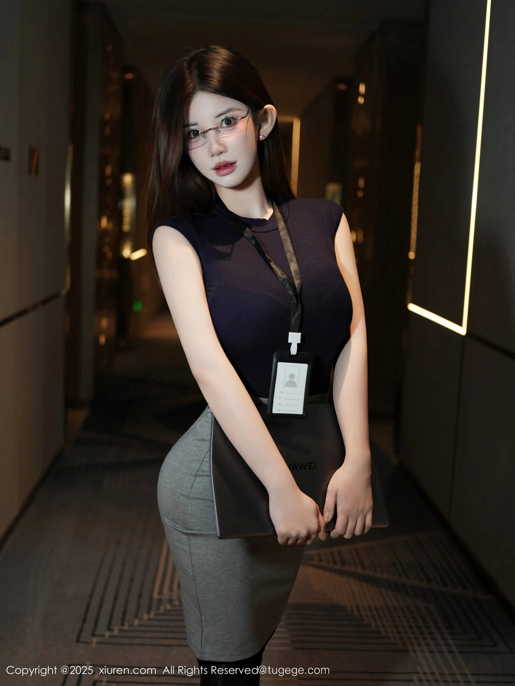  秀人网 苏甜橙子 Vol.11023 [55P]第1张