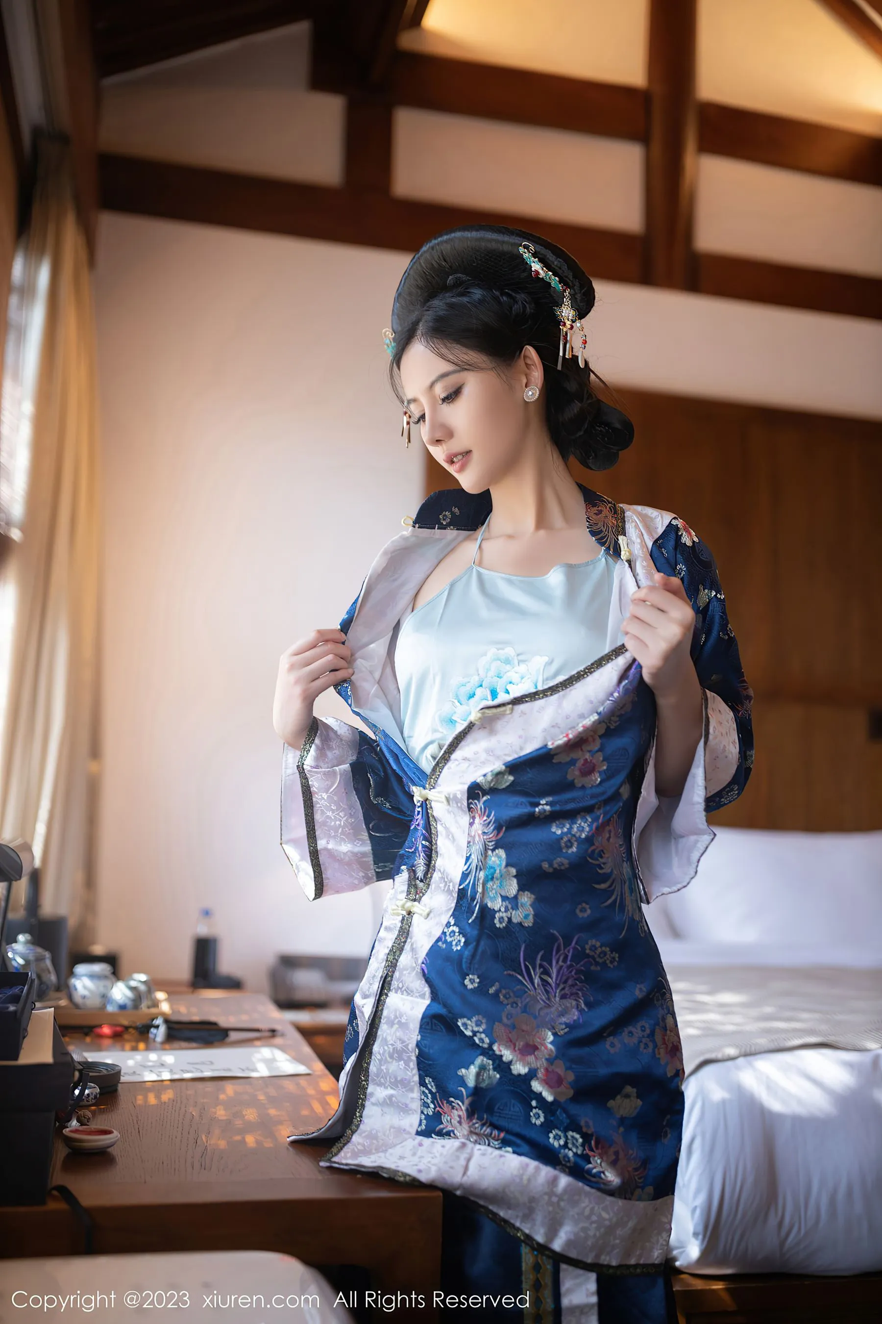 秀人网 No.6398 就是阿朱啊第1张