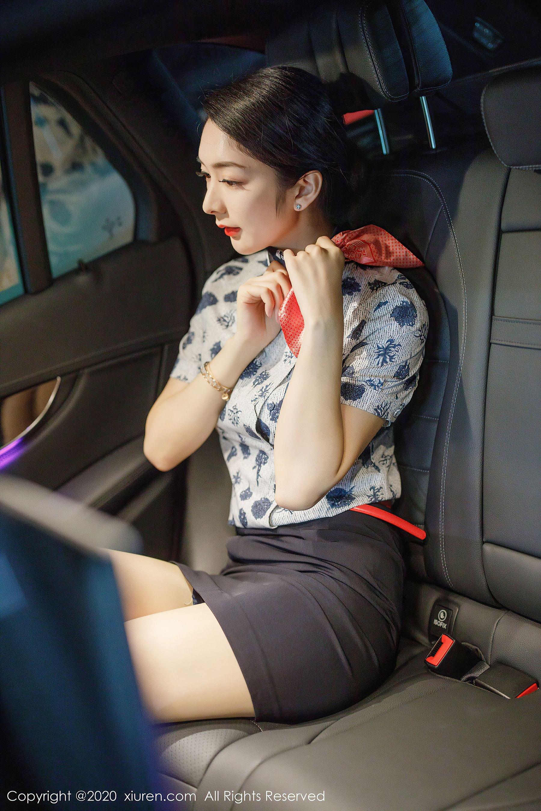  秀人XIUREN No.2305 Angela小热巴第9张