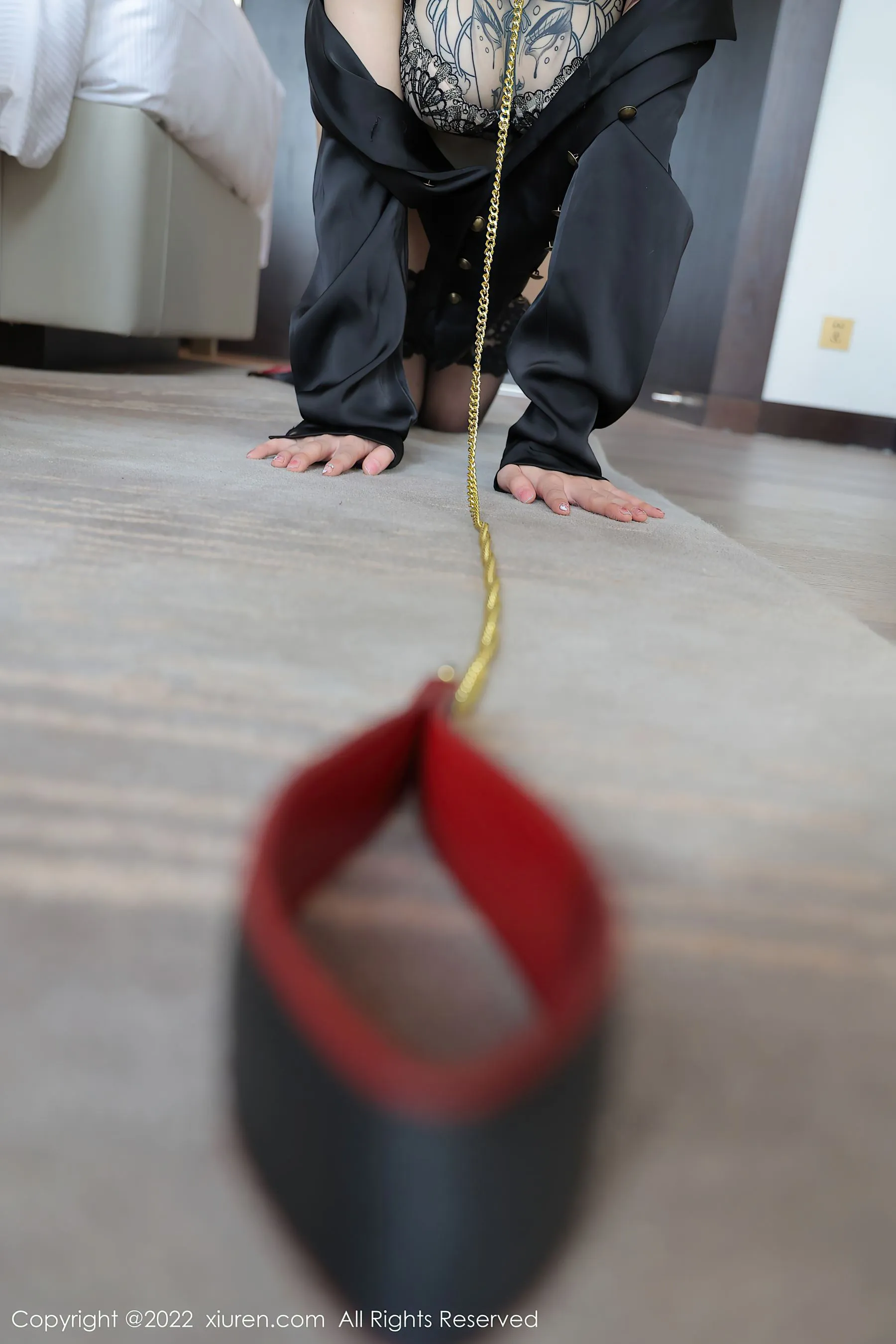  秀人网 No.4927 奶瓶. 黑丝美腿第27张