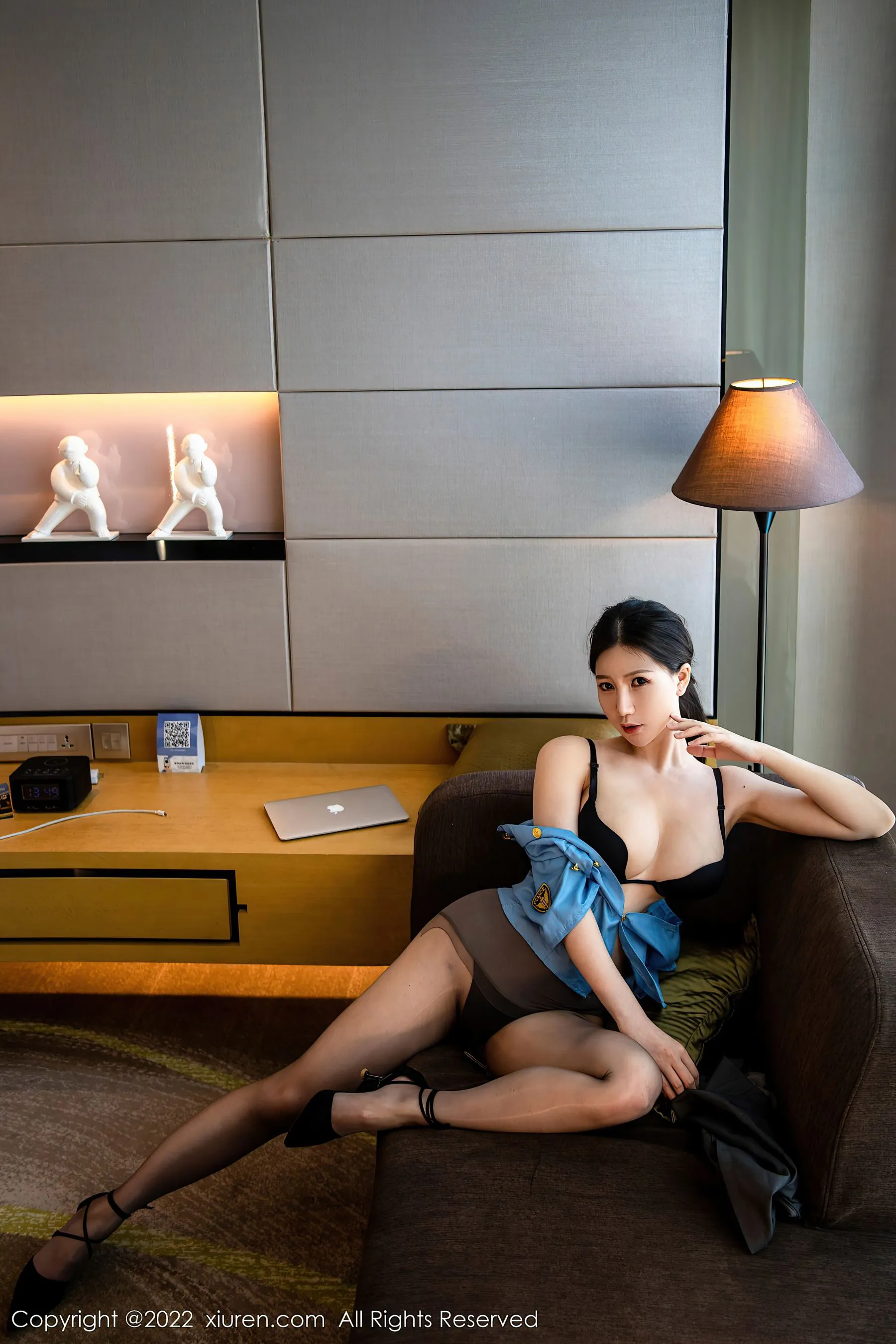  秀人网 No.4887 顾乔楠Cora 御姐美臀第10张