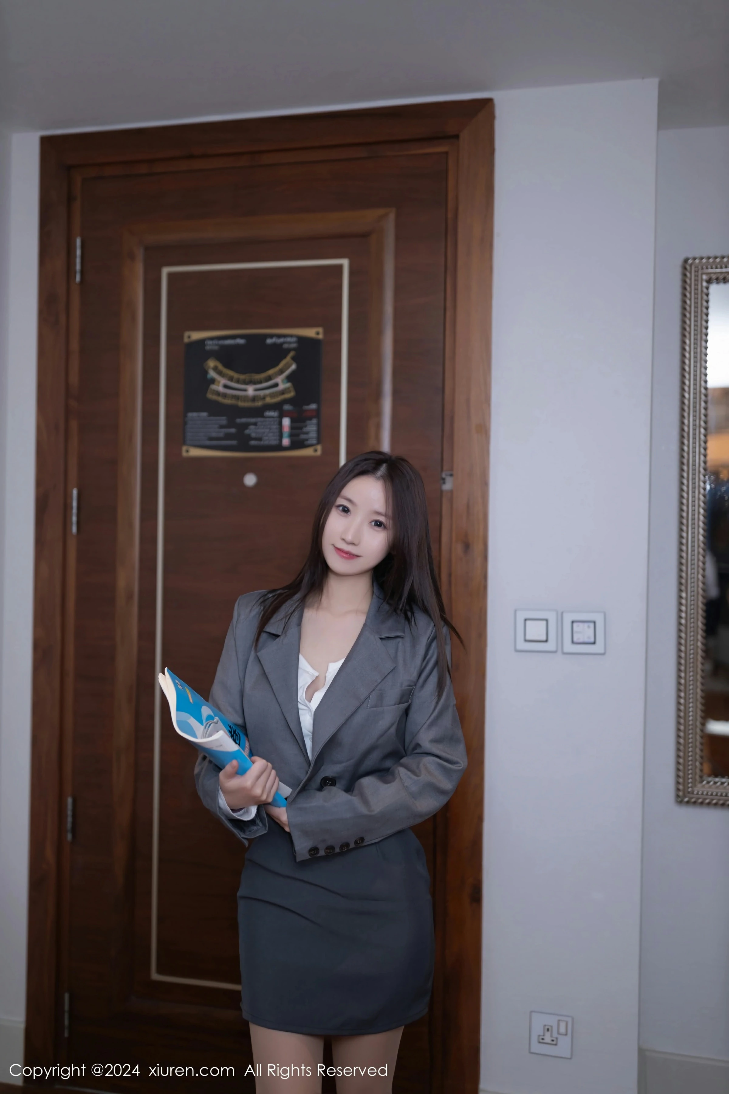  XiuRen 秀人 No.8579 杏子Yada [83P]第1张