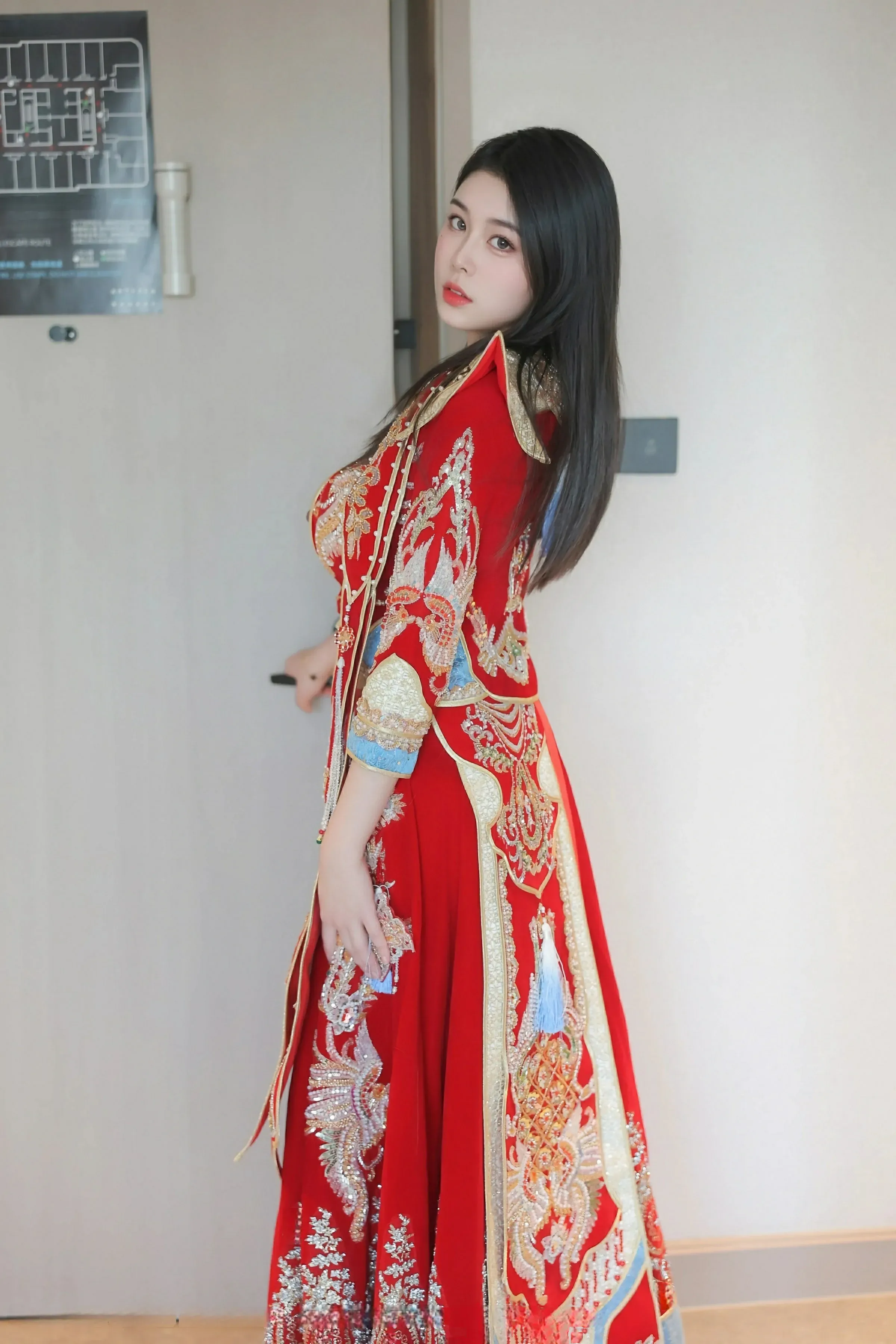  XiuRen 秀人 No.9869 林若凡F [76P]第2张