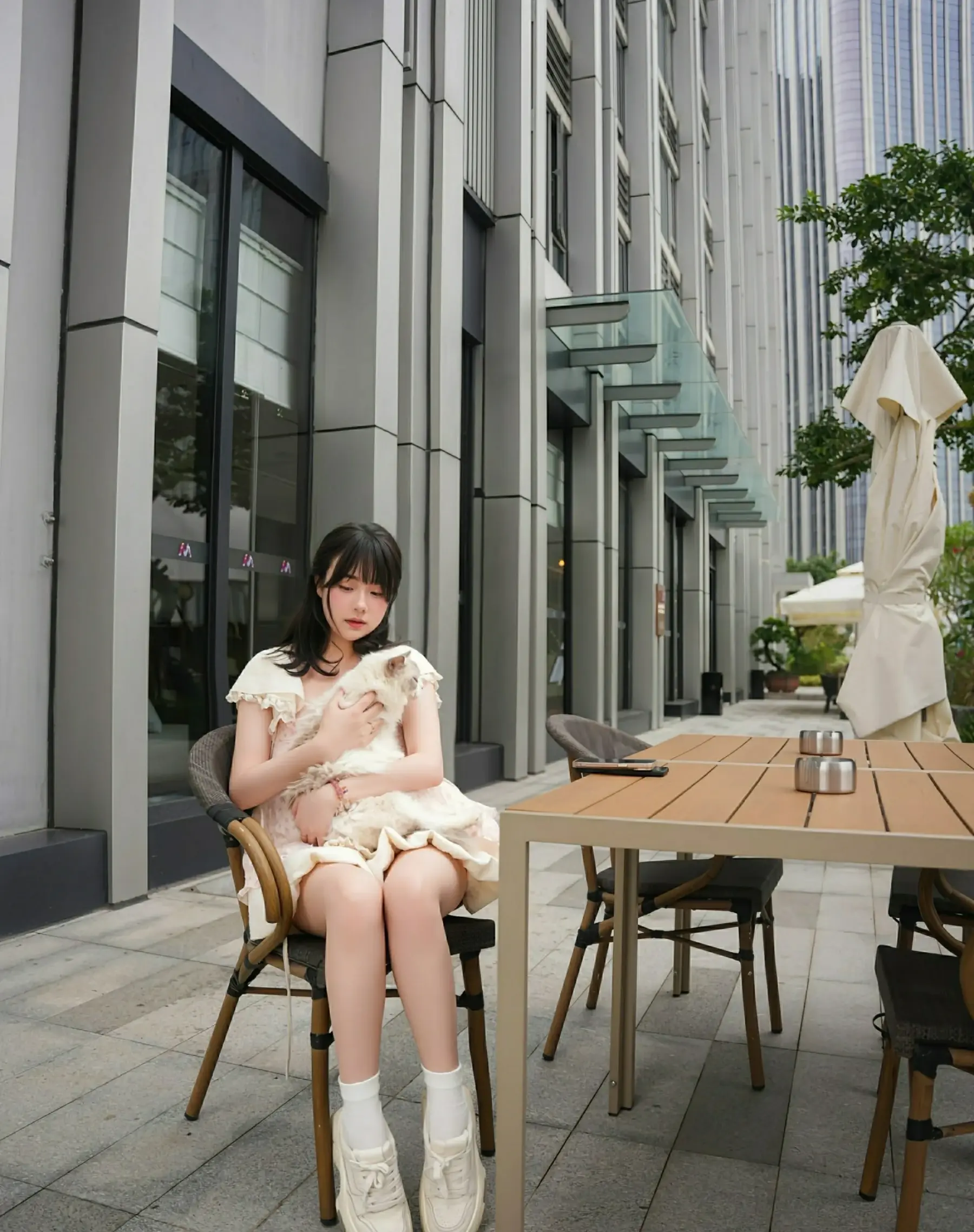  秀人网 No.10734 软情 [75P]第5张