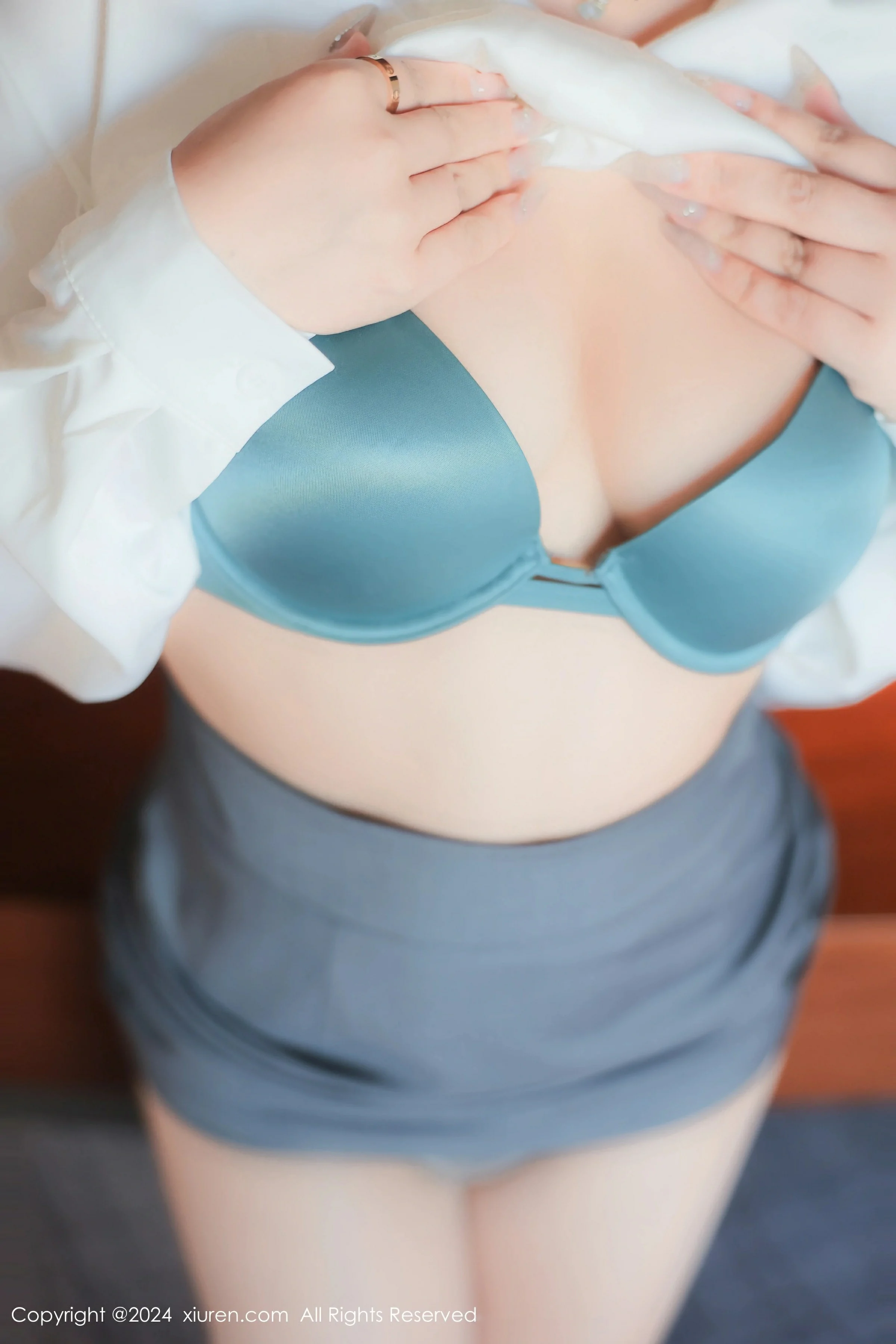  XiuRen 秀人 No.8989 麦田 新人模特 [83P]第7张