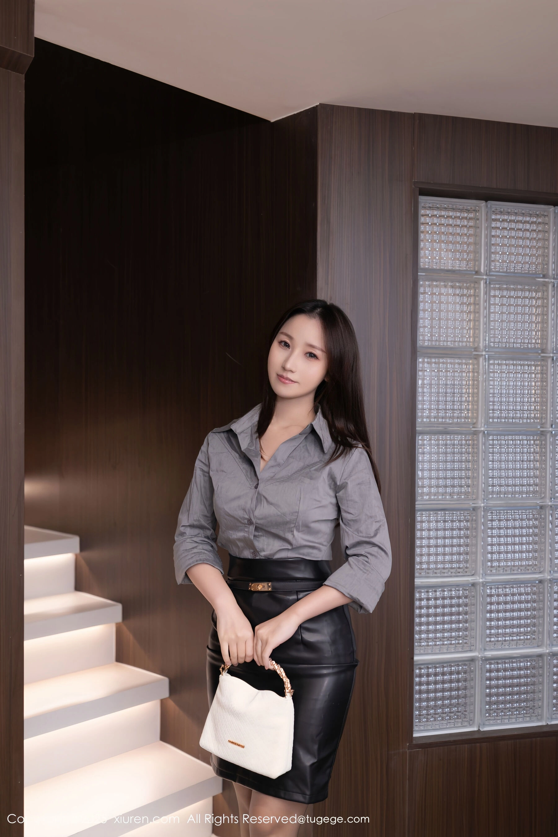  秀人网 杏子Yada Vol.10978 [83P]第1张