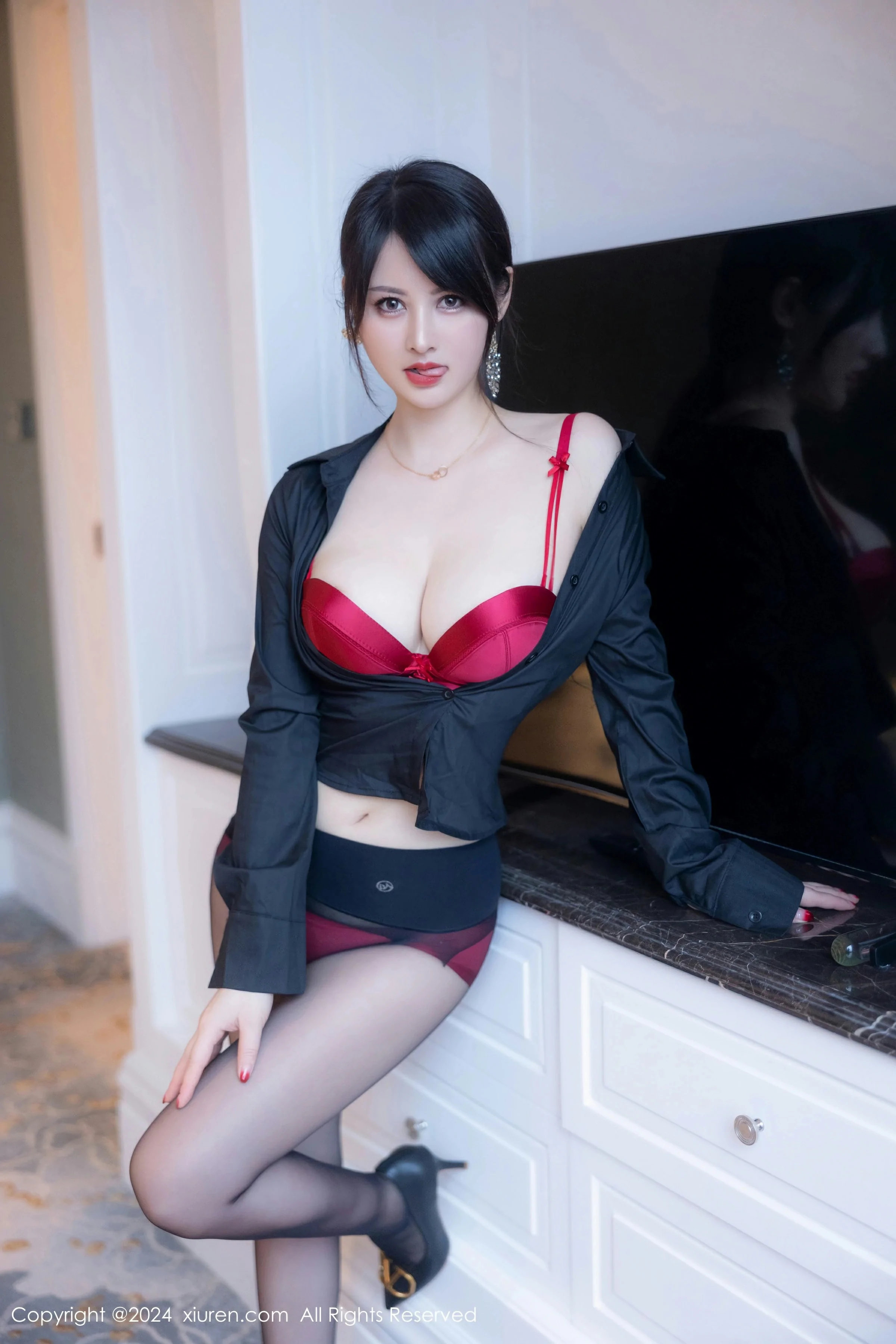  XiuRen 秀人 No.8569 诗诗kiki [83P]第14张