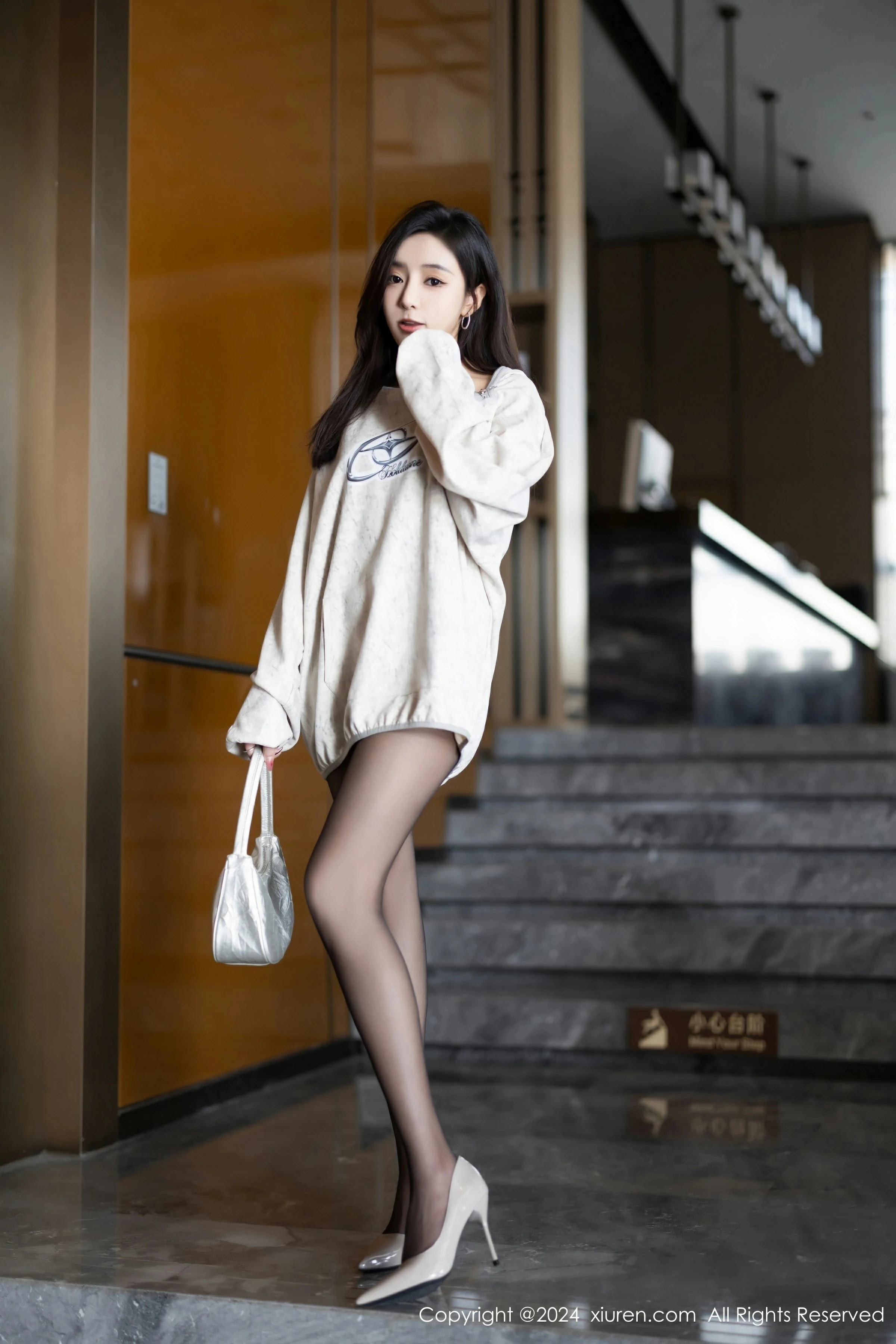  XiuRen 秀人 No.8135 王馨瑶yanni [80P]第1张