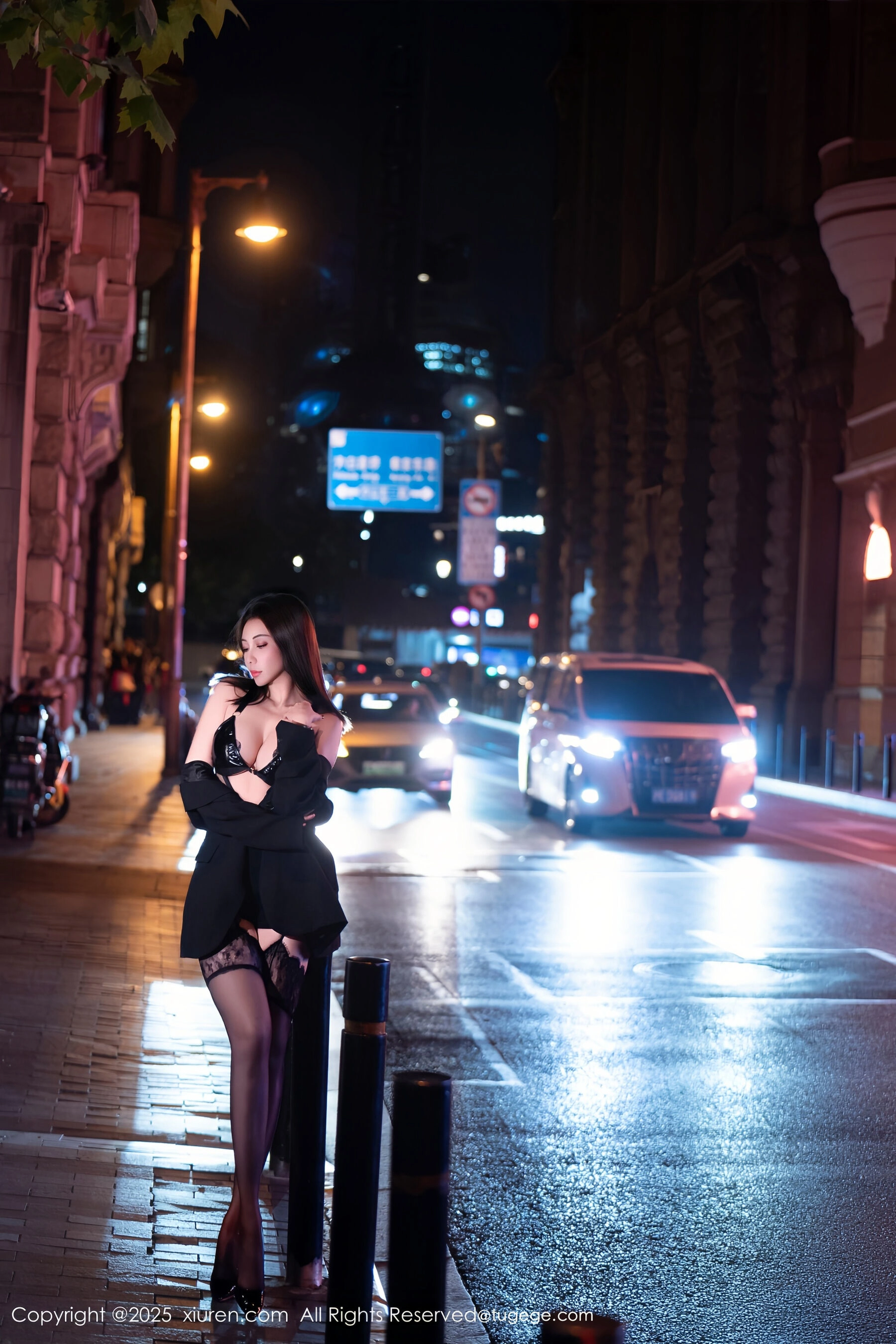  秀人网 果儿Victoria Vol.10899 [72P]第5张