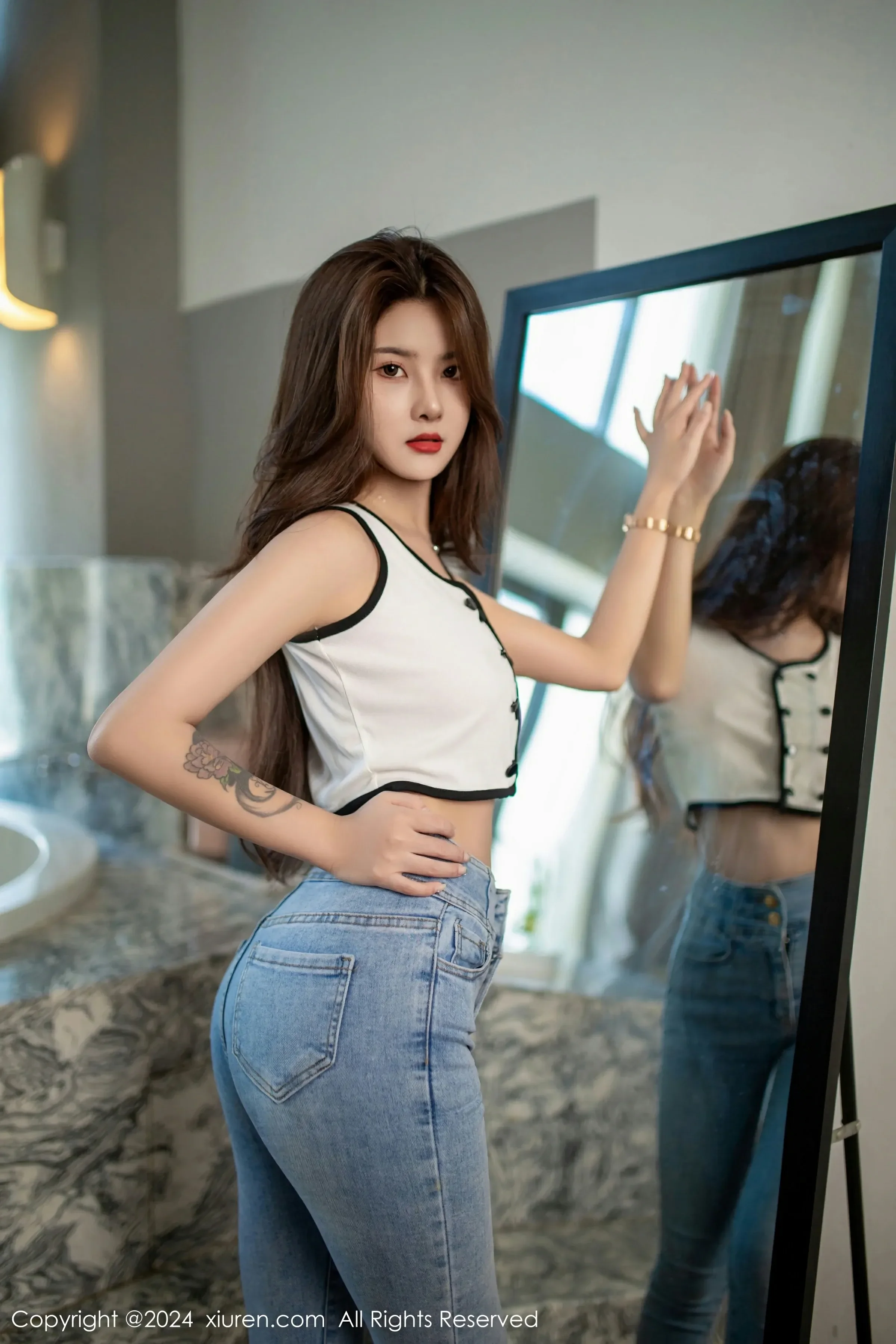  XiuRen 秀人 No.8410 仙女爱自由 [50P]第2张