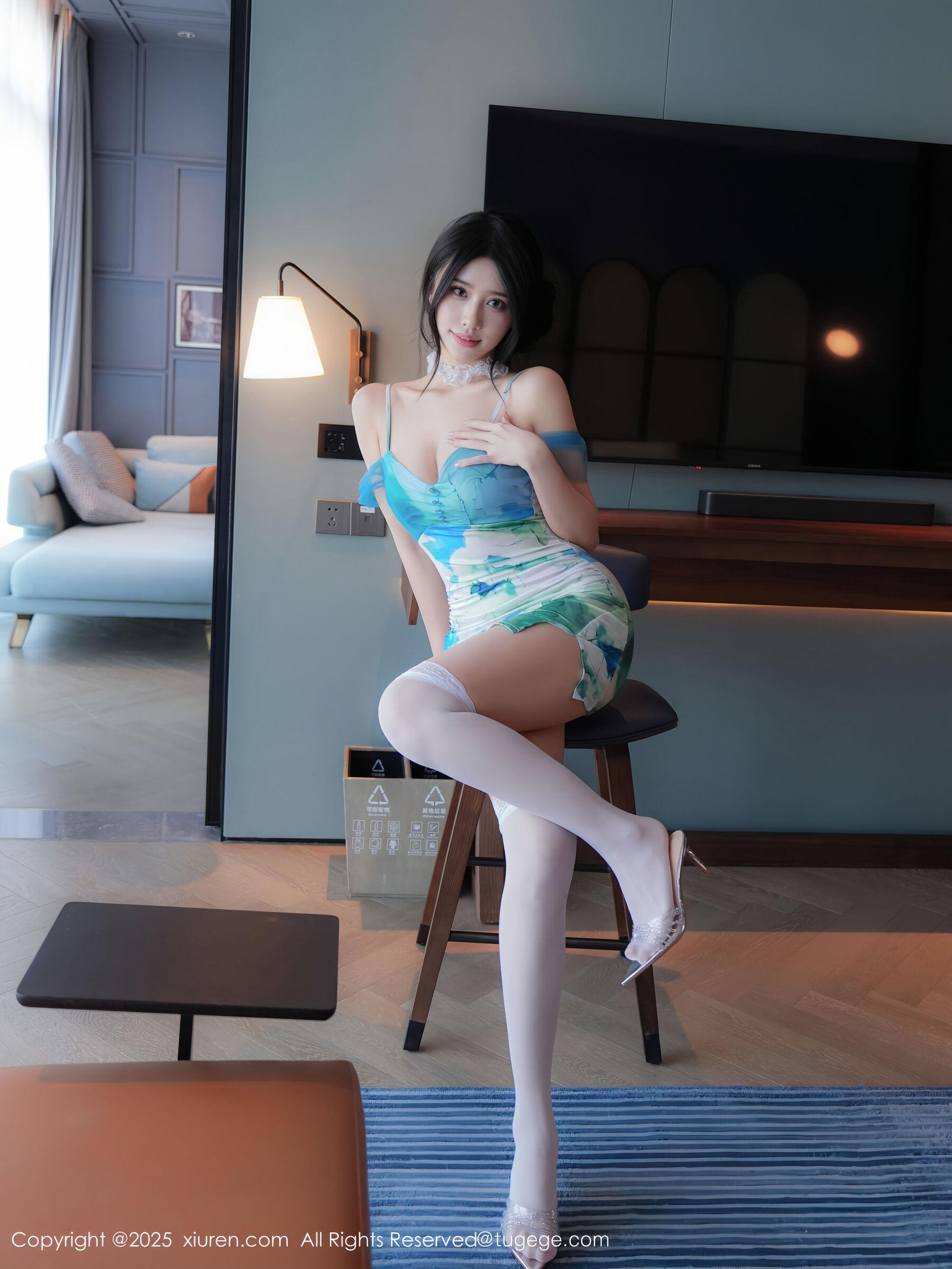  秀人网 shelly诗莉吖 No.10859 [76P]第2张