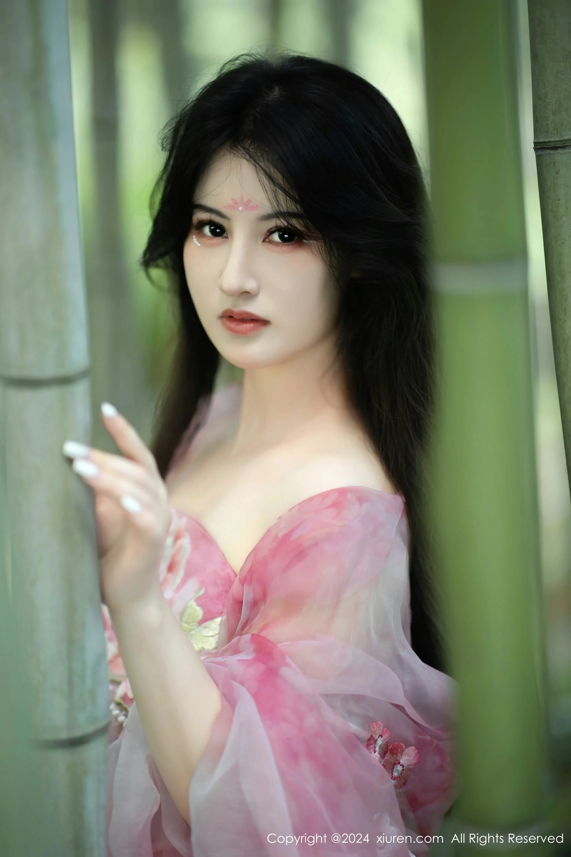  XiuRen 秀人 No.9100 诗诗kiki [70P]第5张