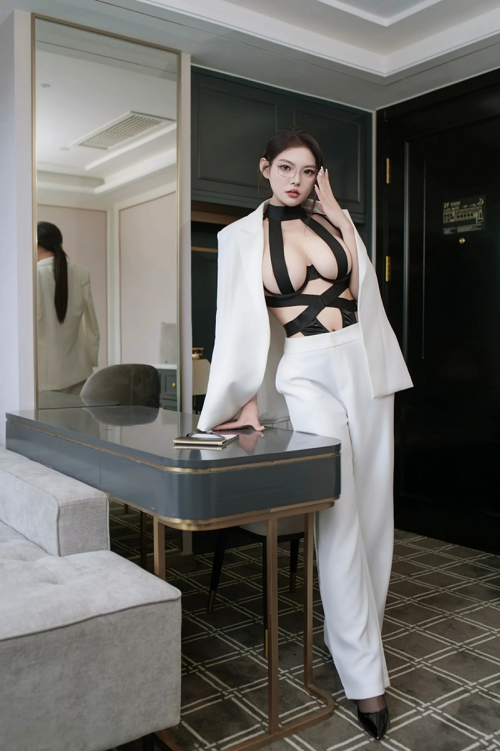  秀人网 No.10464 冬安 [94P]第6张