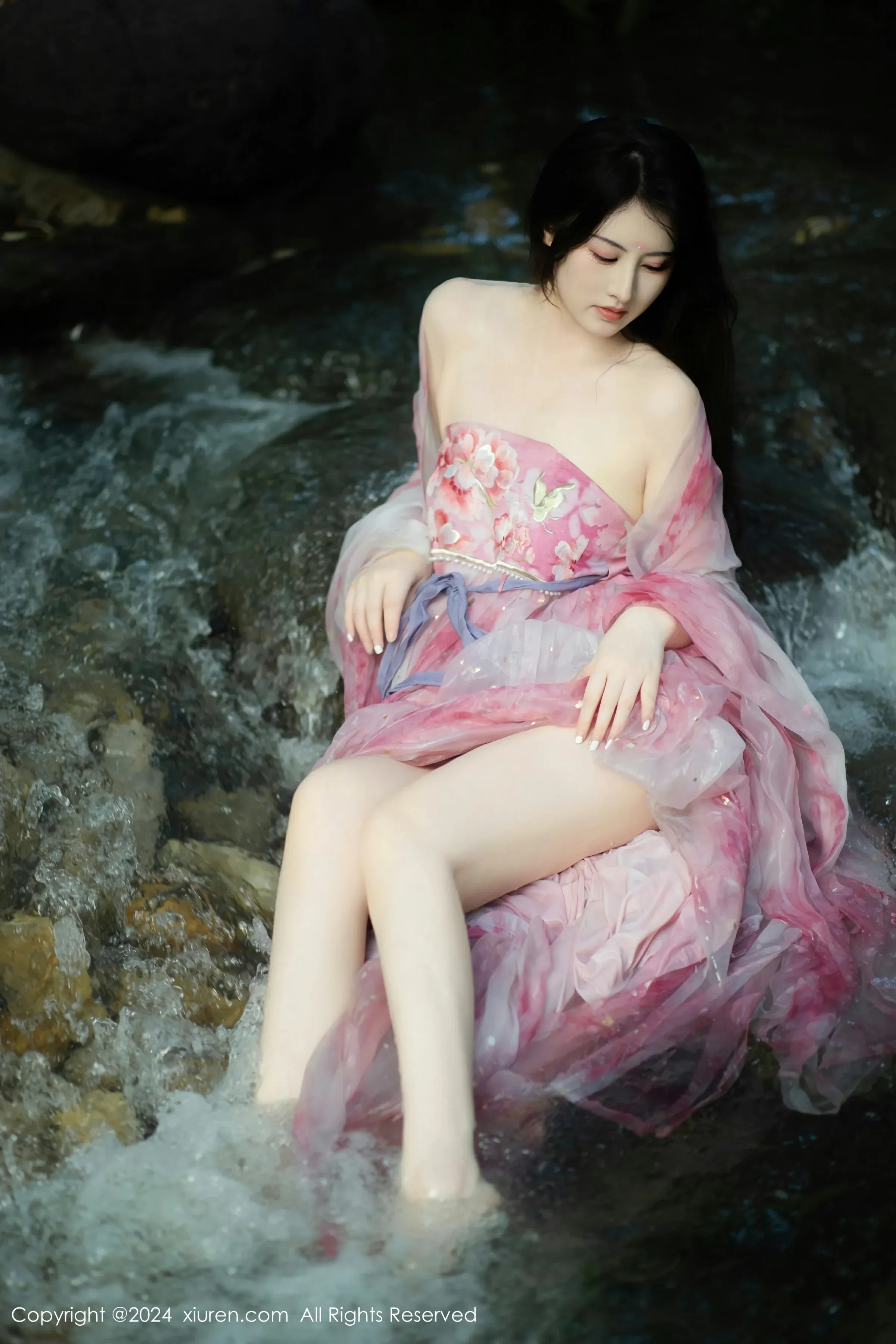  XiuRen 秀人 No.9100 诗诗kiki [70P]第9张