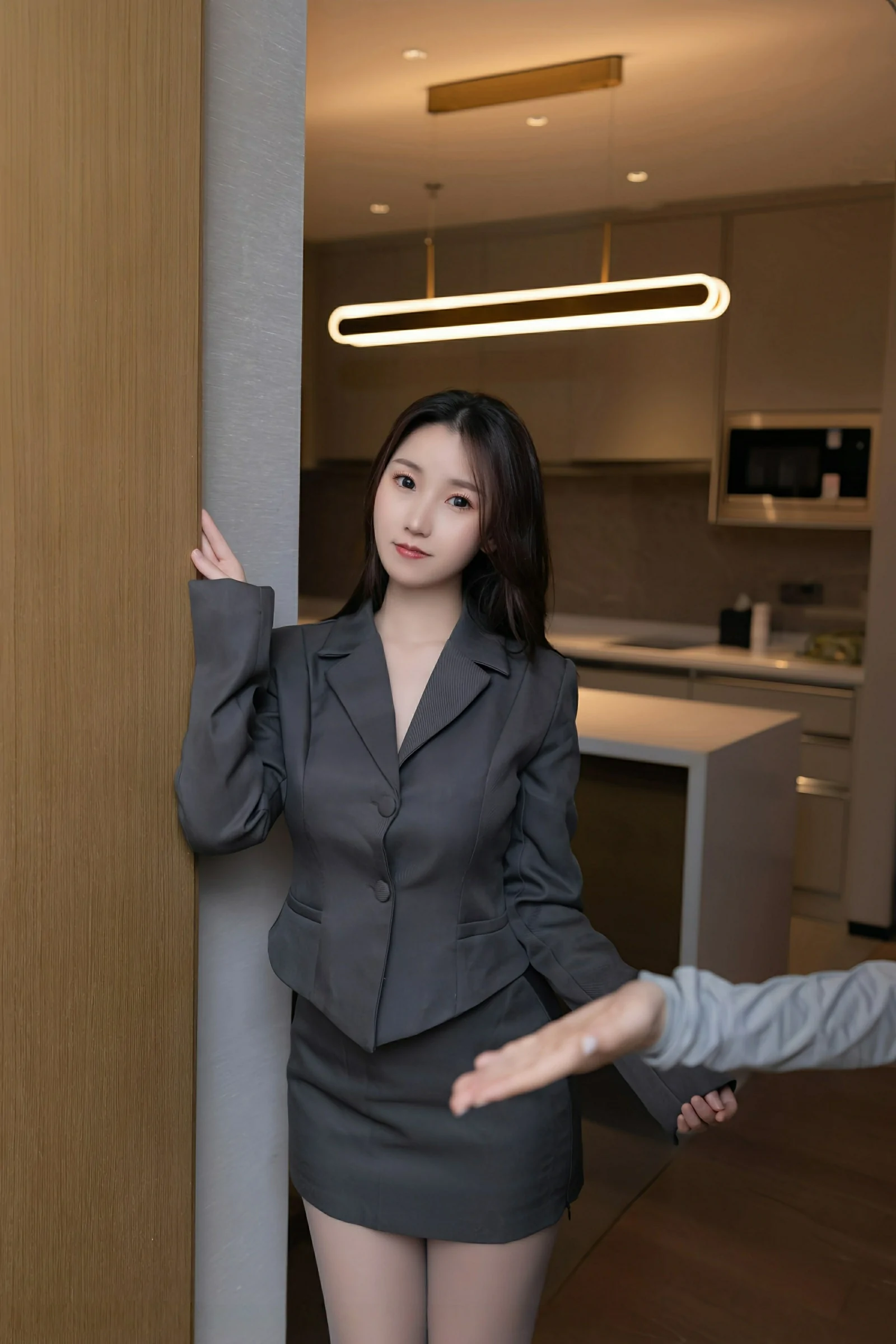  秀人网 No.10497 杏子Yada [83P]第4张