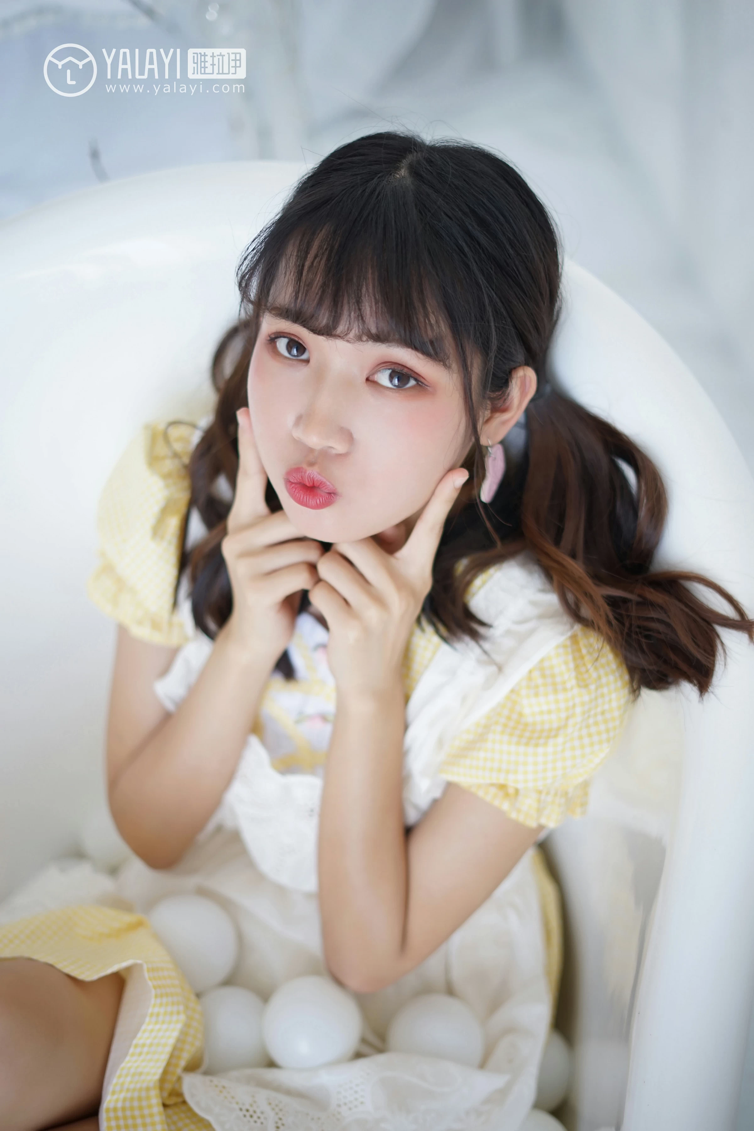 [YALAYI雅拉伊]NO.076 可爱女仆 公主小兔子 情趣制服连衣裙性感私房写真集第14张